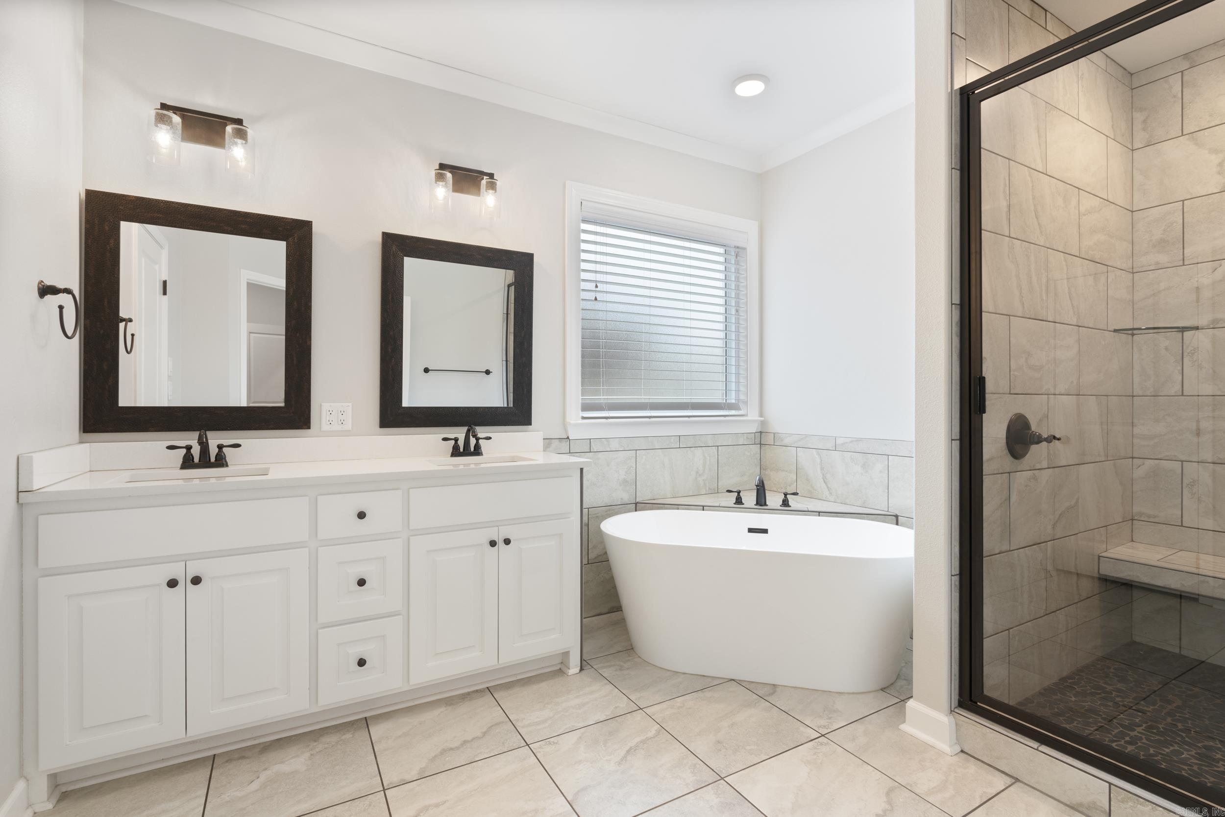 DAWSONS POINTE - Residential