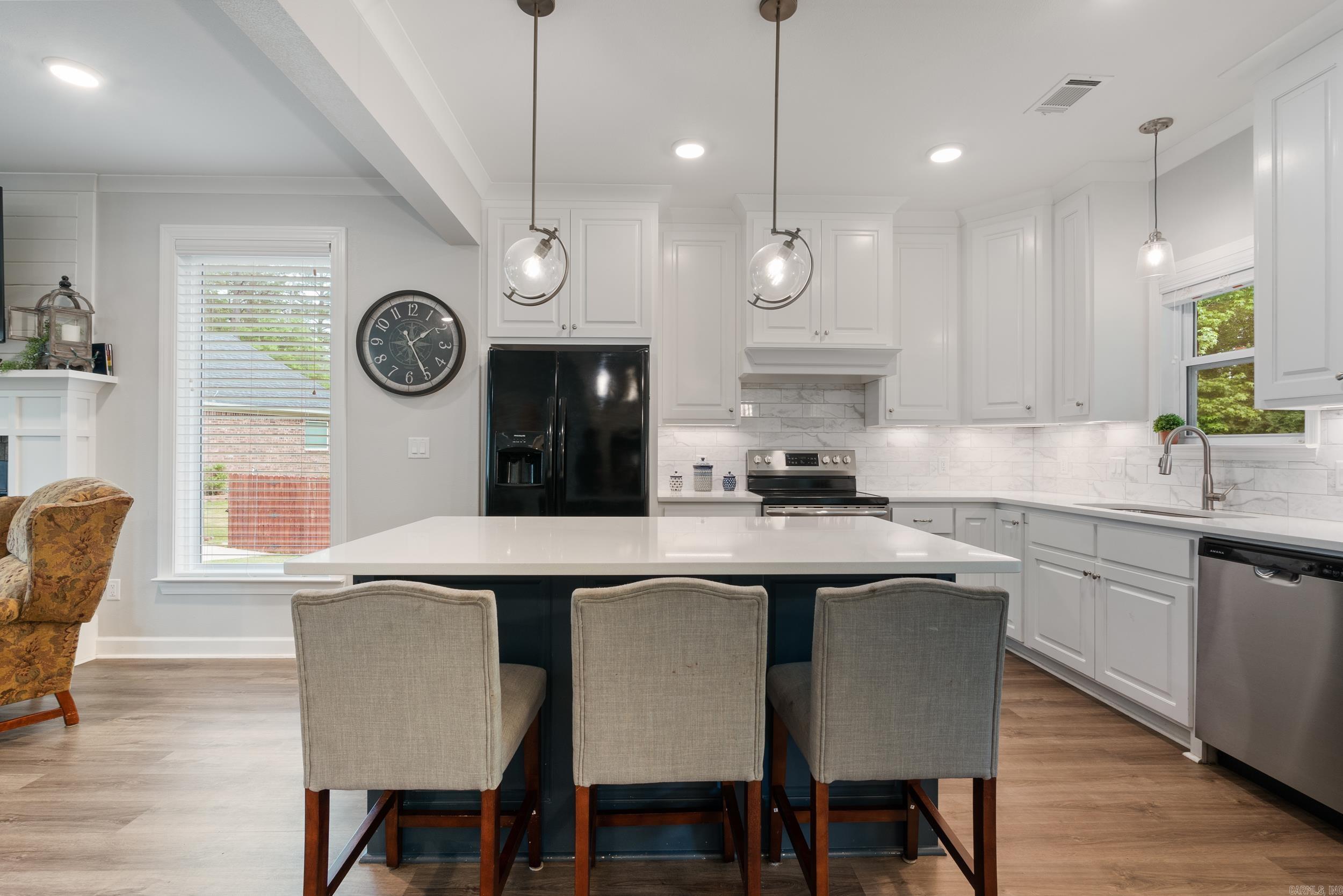 DAWSONS POINTE - Residential