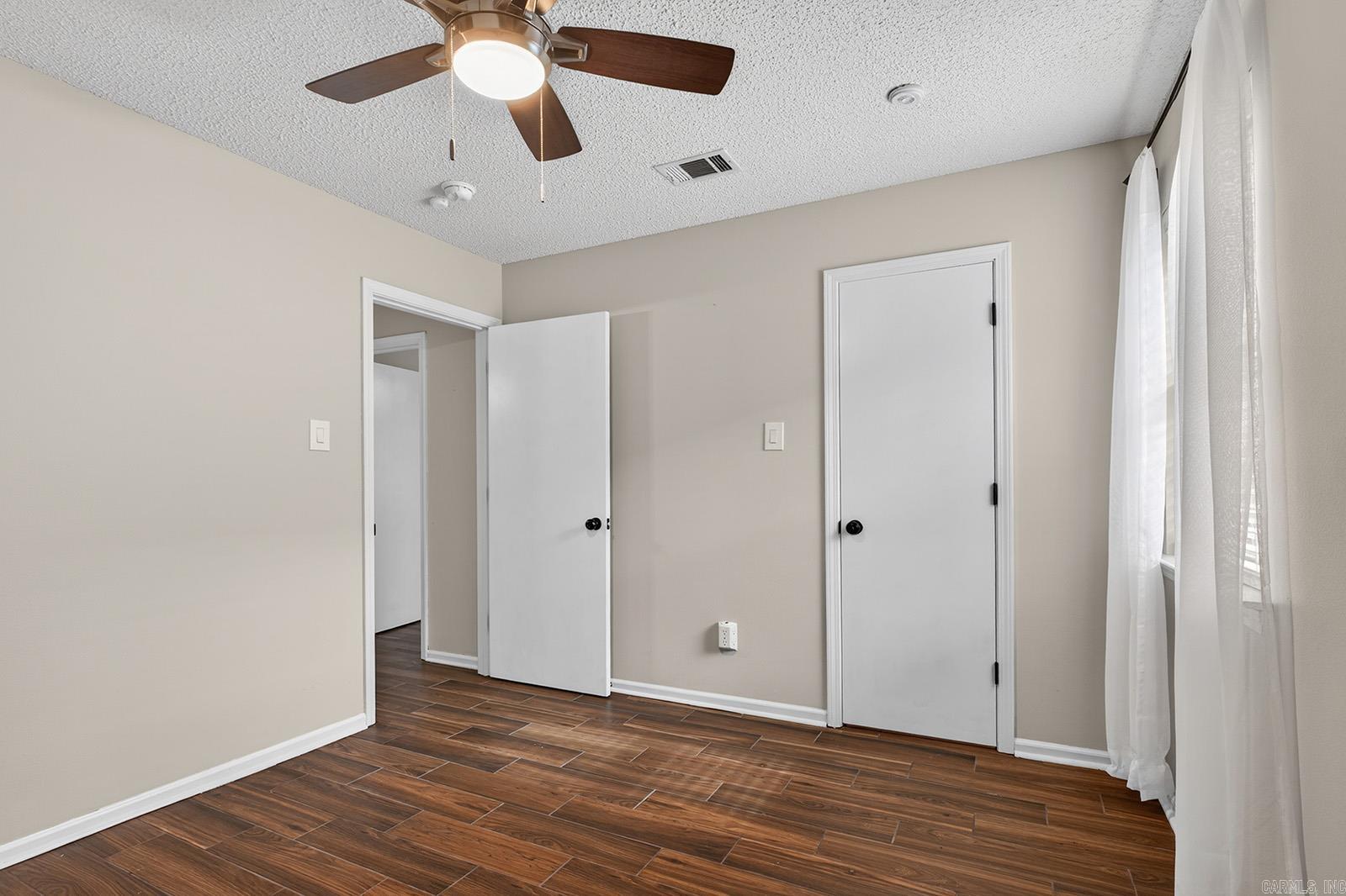 AMBER OAKS ADDN - Residential