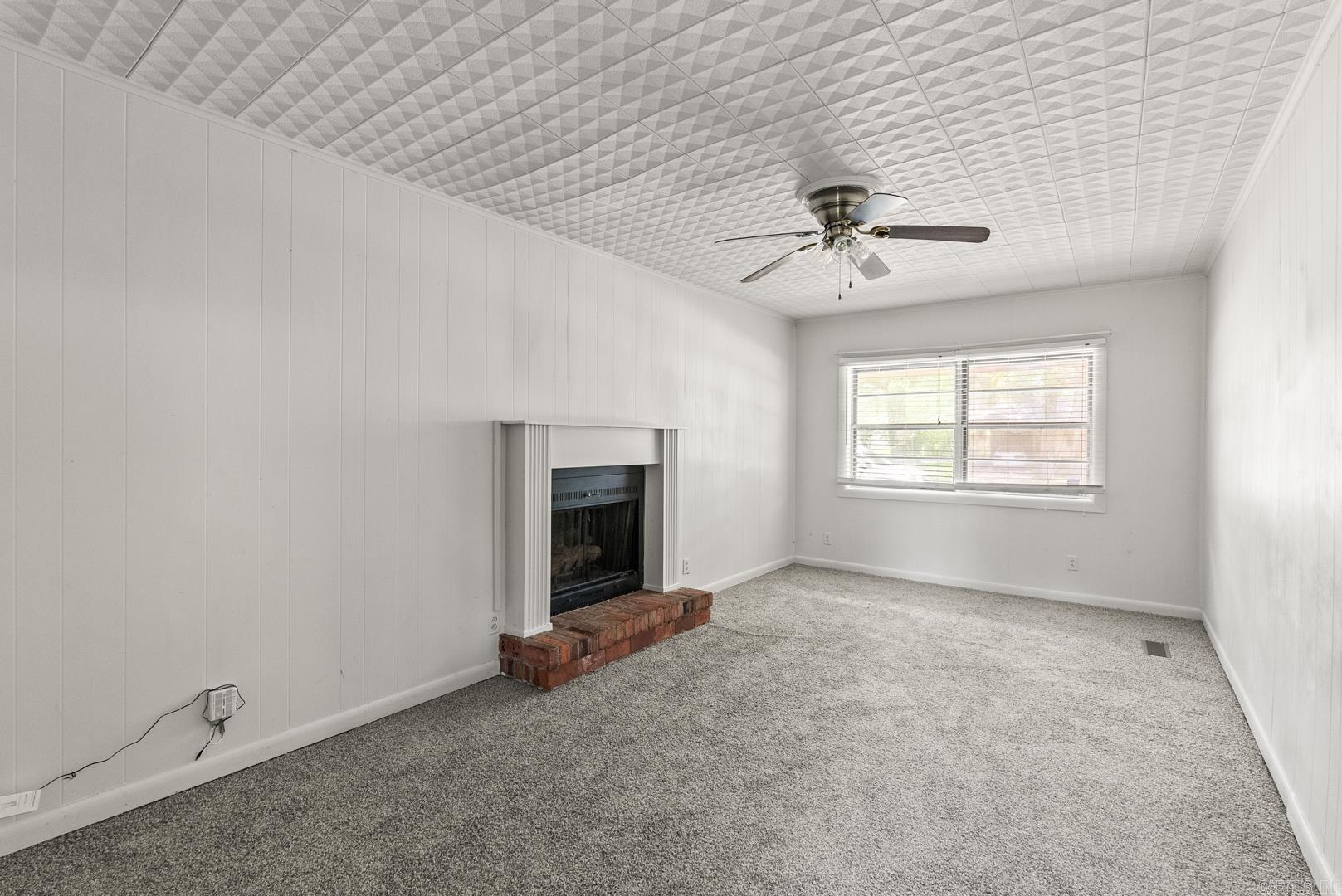 MEADOWLANE ADDN - Residential