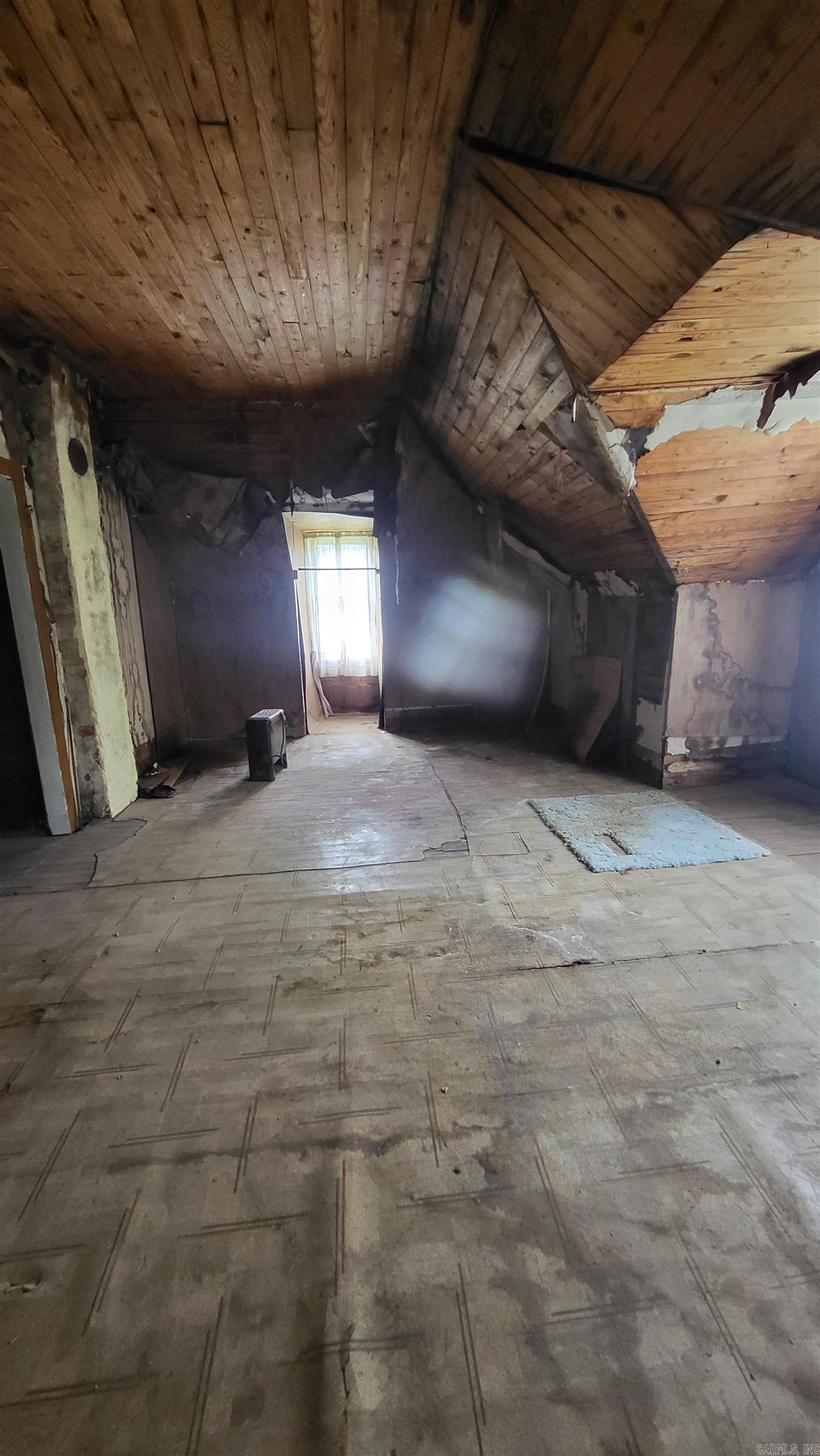 Mena Original - Residential