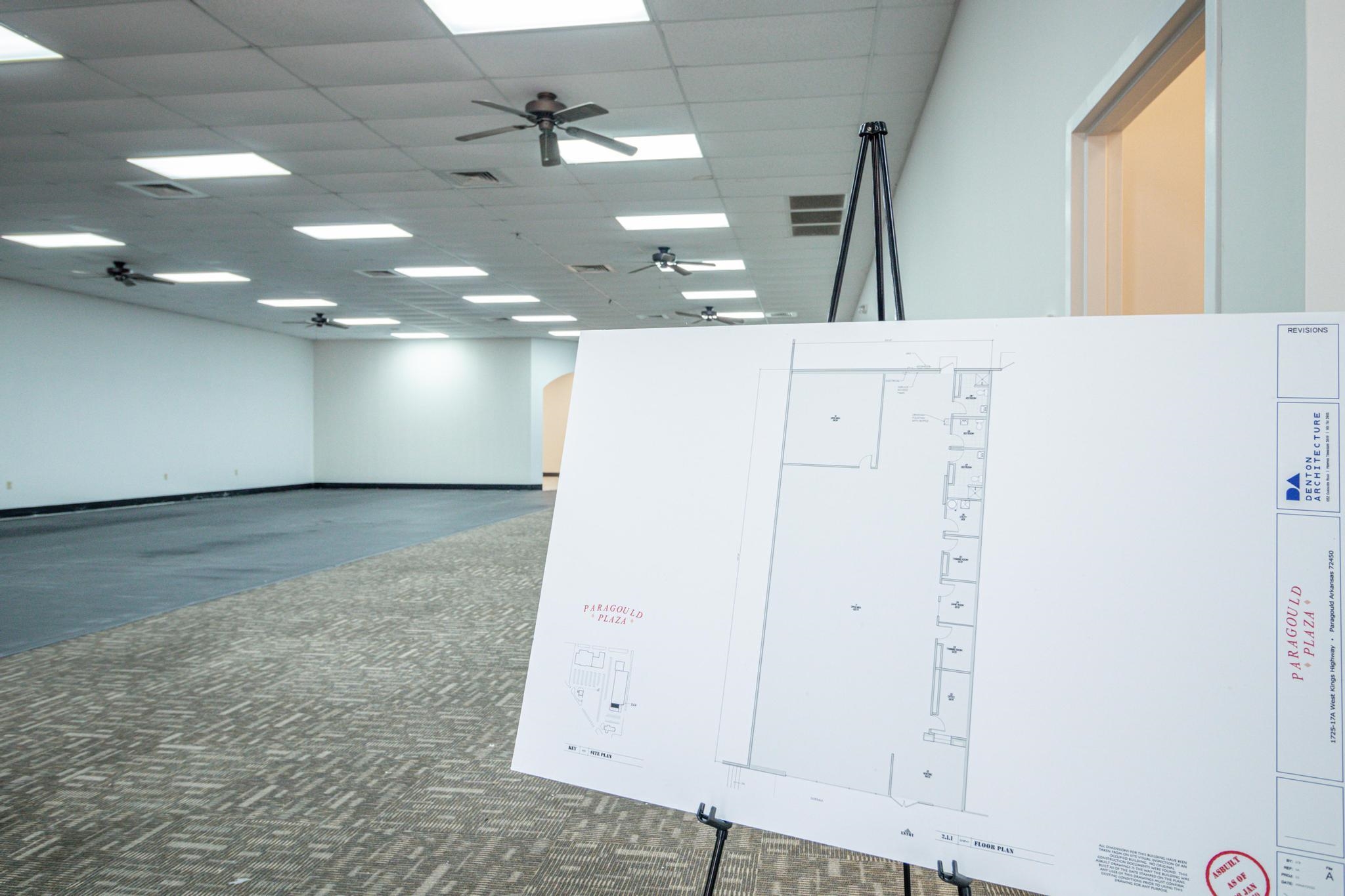 Paragould Plaza - Commercial Lease