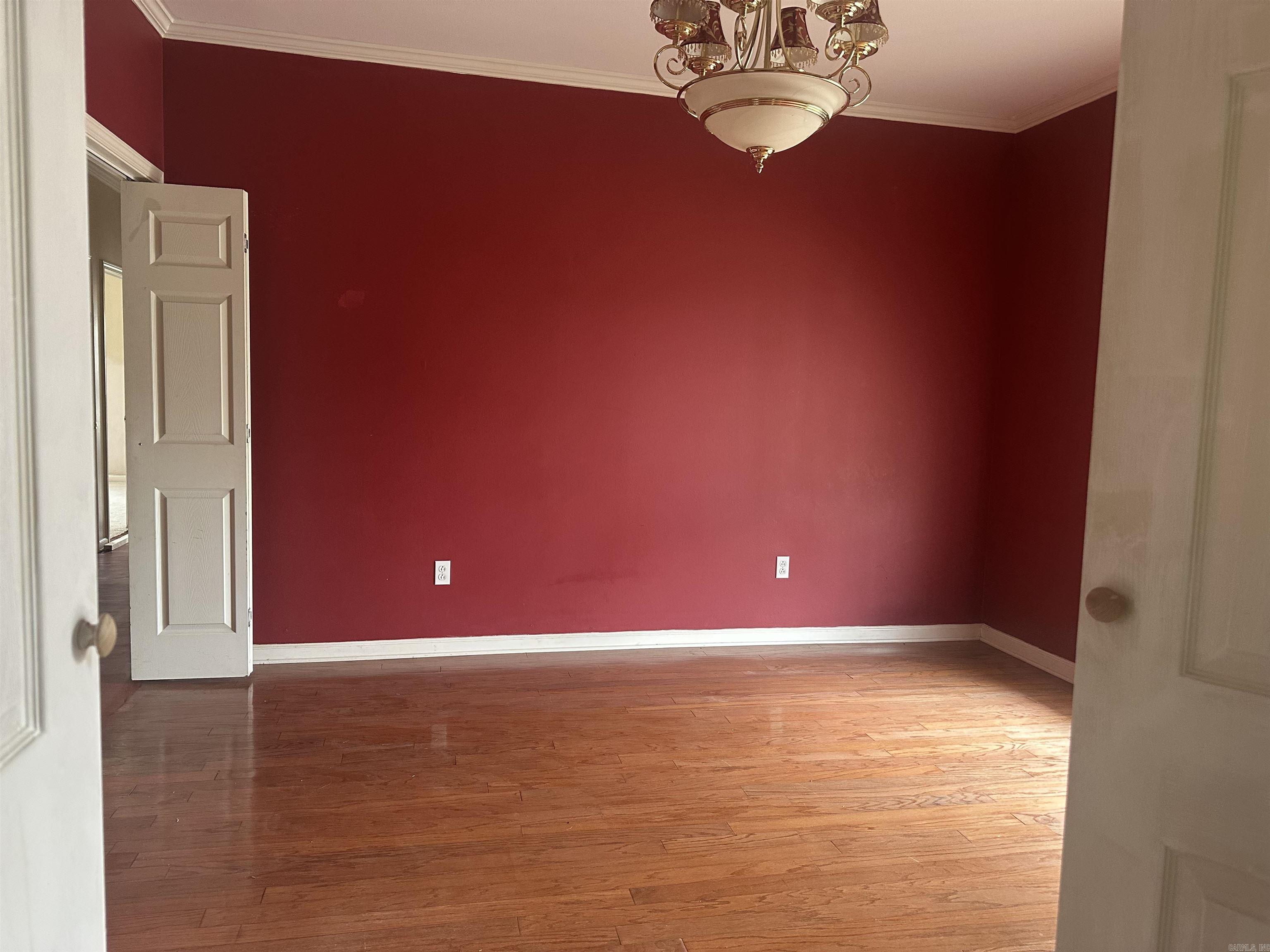 WOODLANDS HILLS - Residential