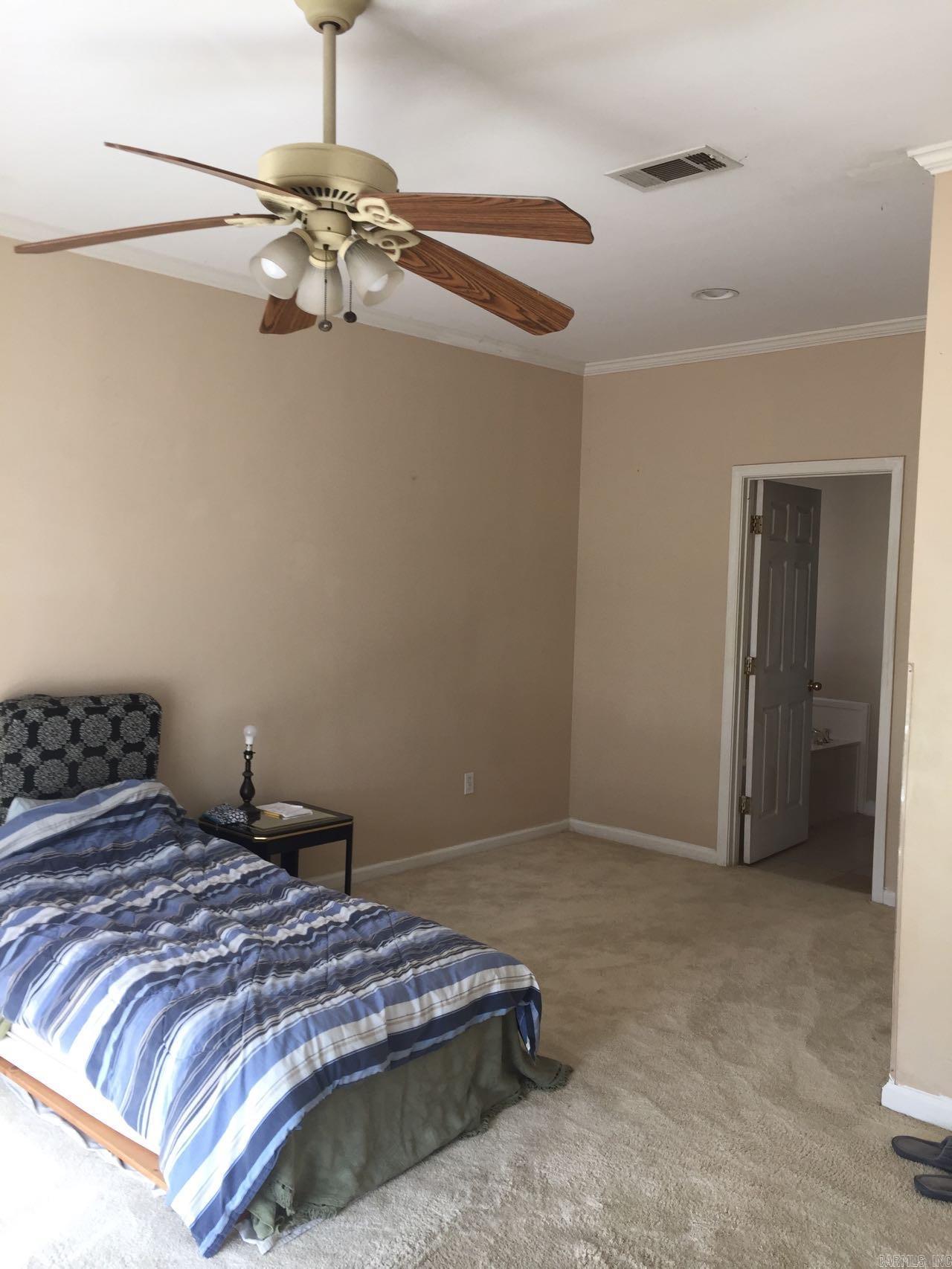 WOODLANDS HILLS - Residential