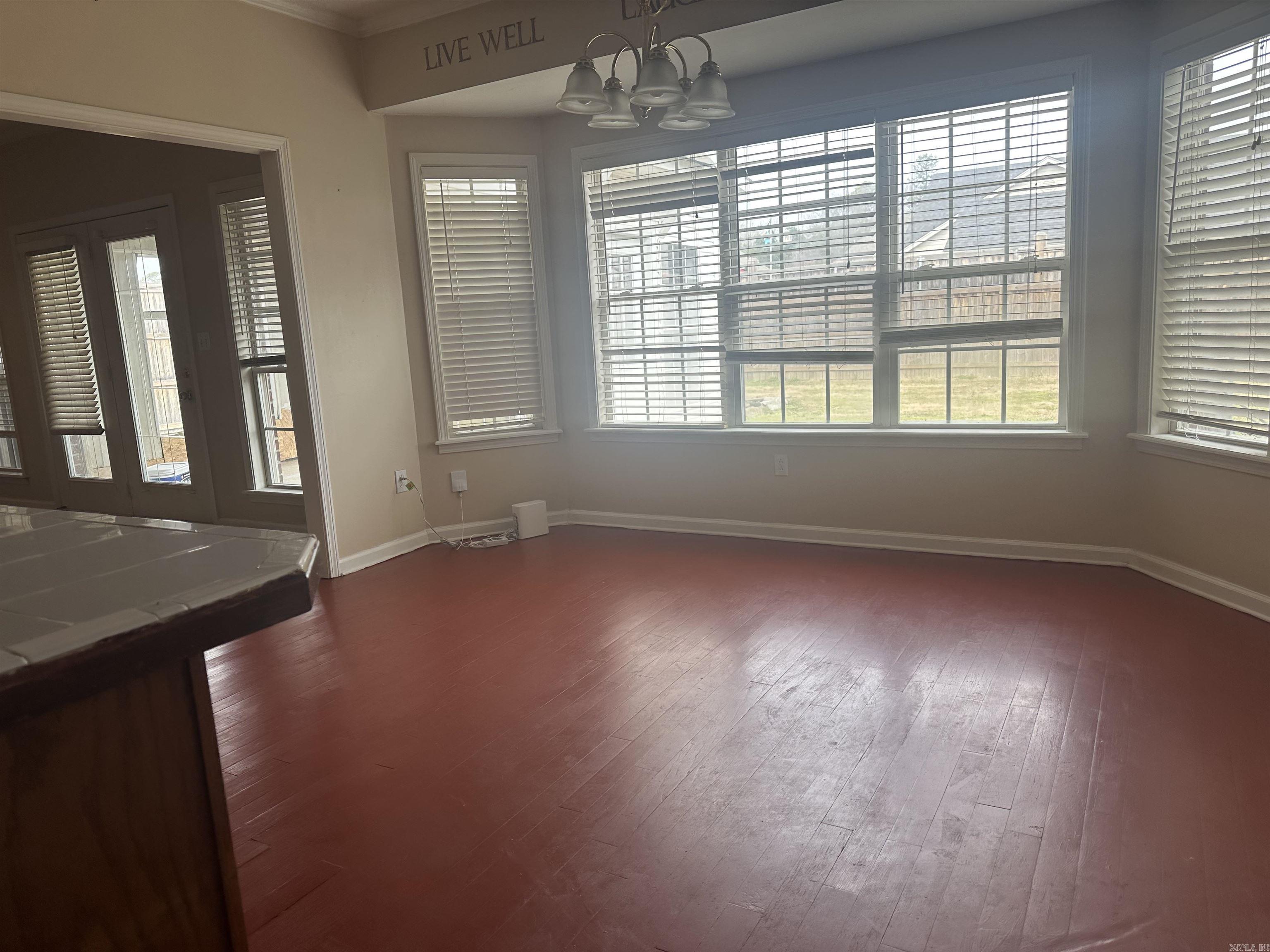 WOODLANDS HILLS - Residential