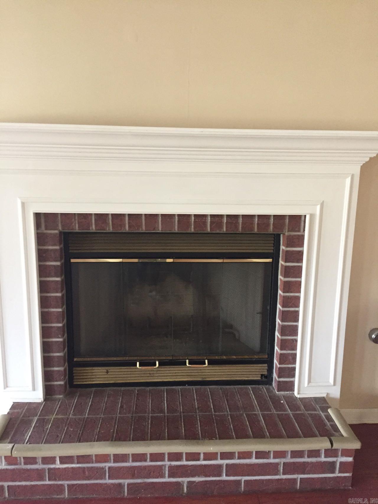 WOODLANDS HILLS - Residential