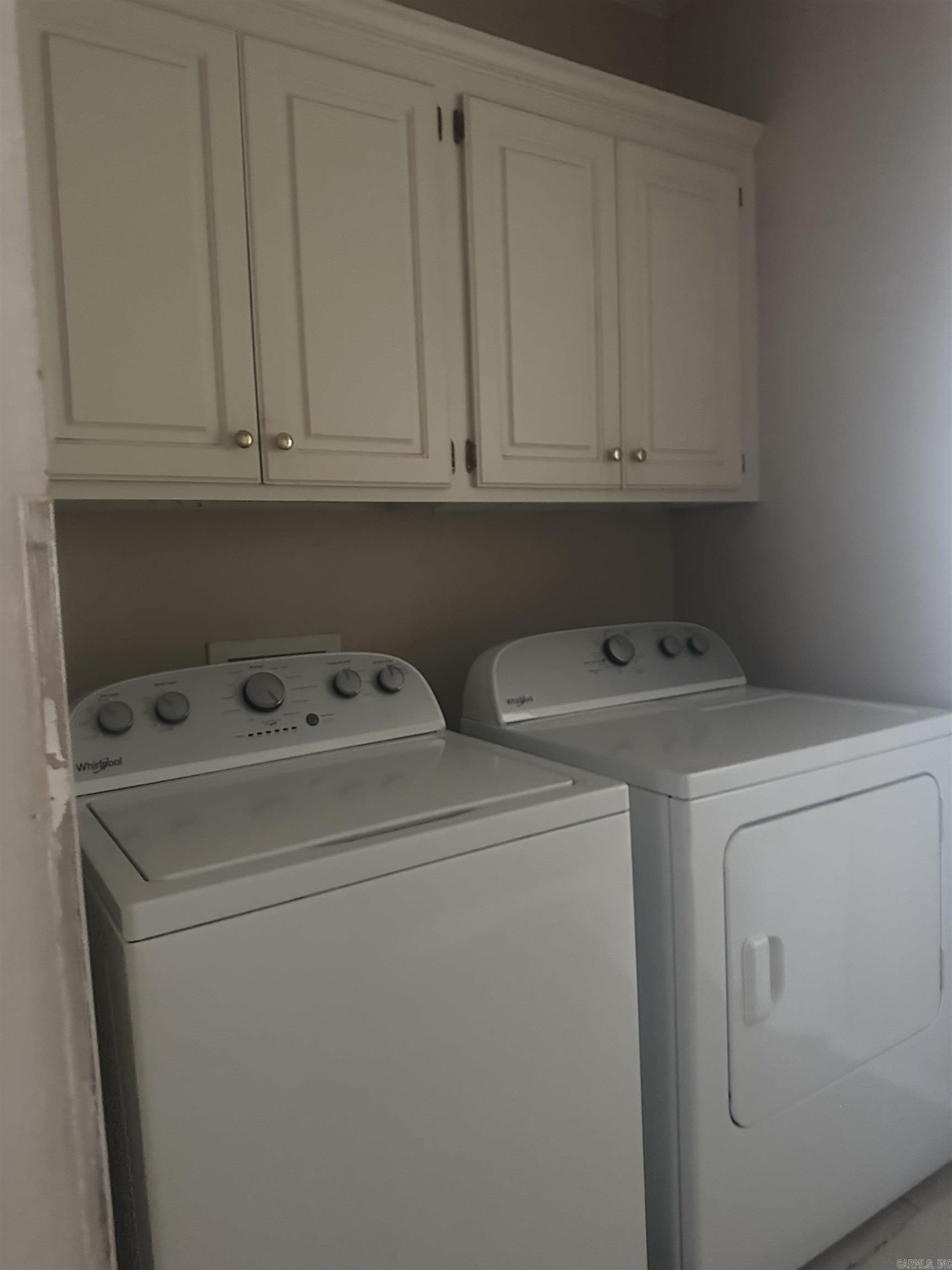 WOODLANDS HILLS - Residential