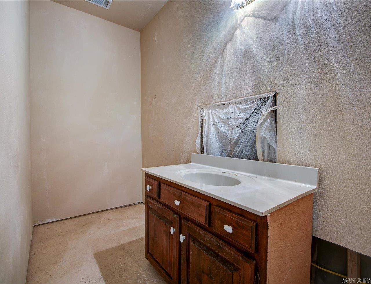 RIDGES - Residential