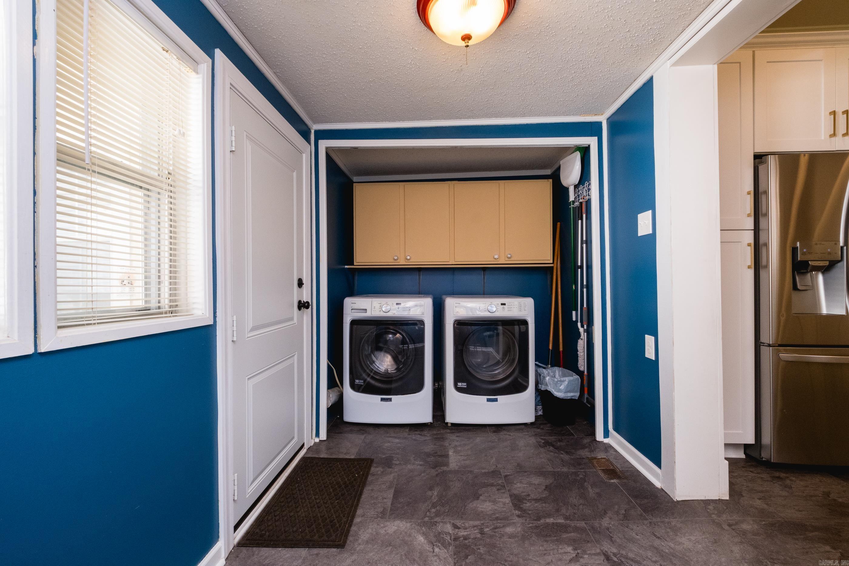 ELMHURST - Residential