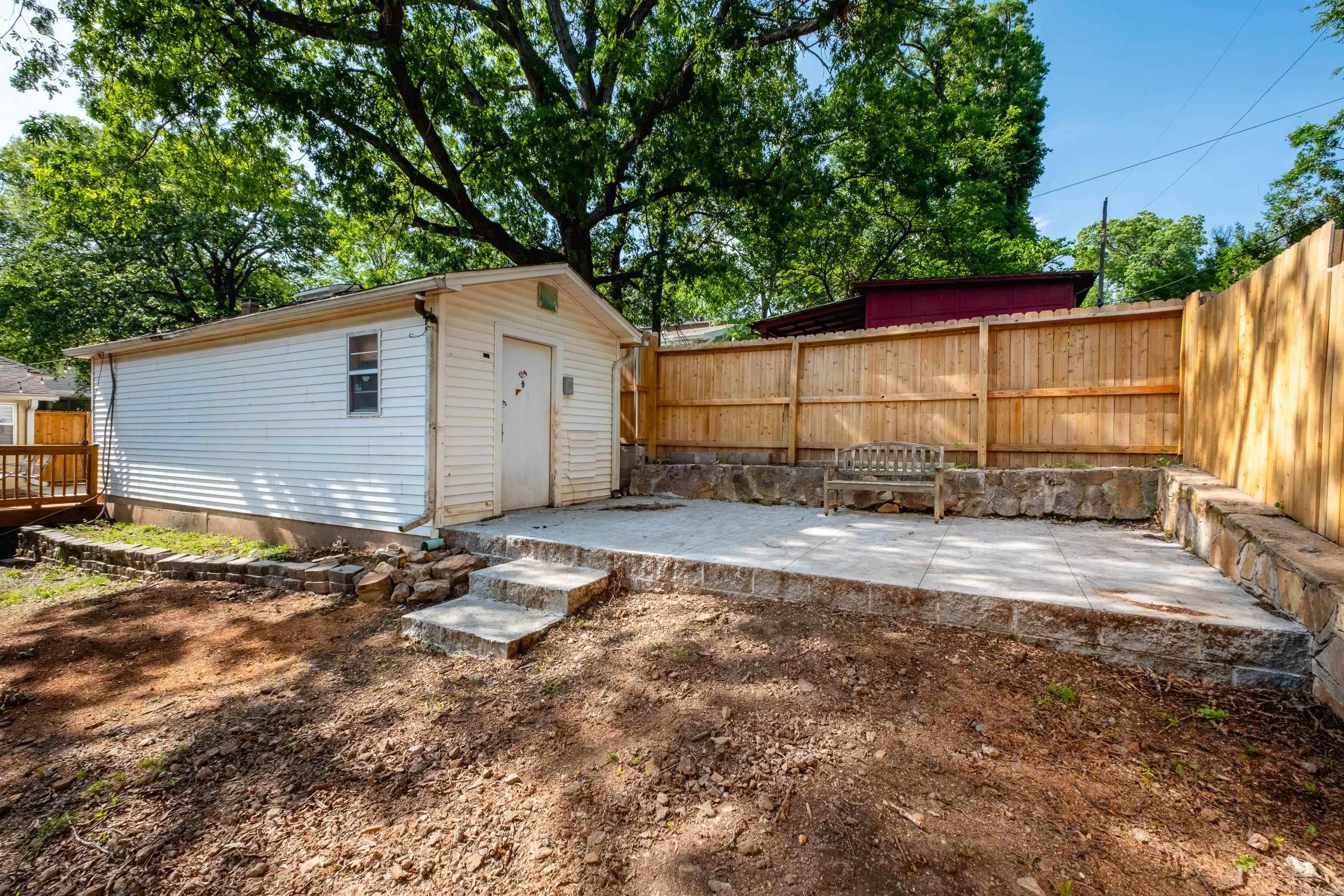 ELMHURST - Residential