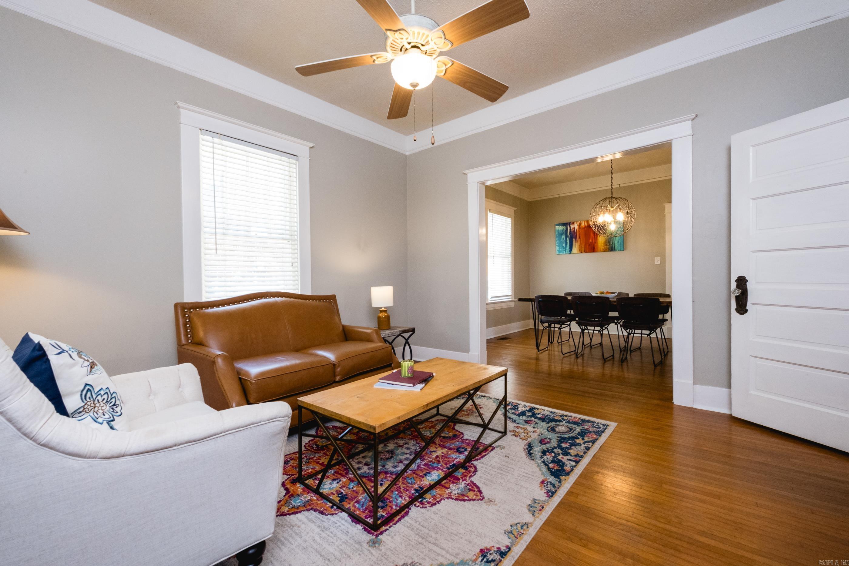 ELMHURST - Residential