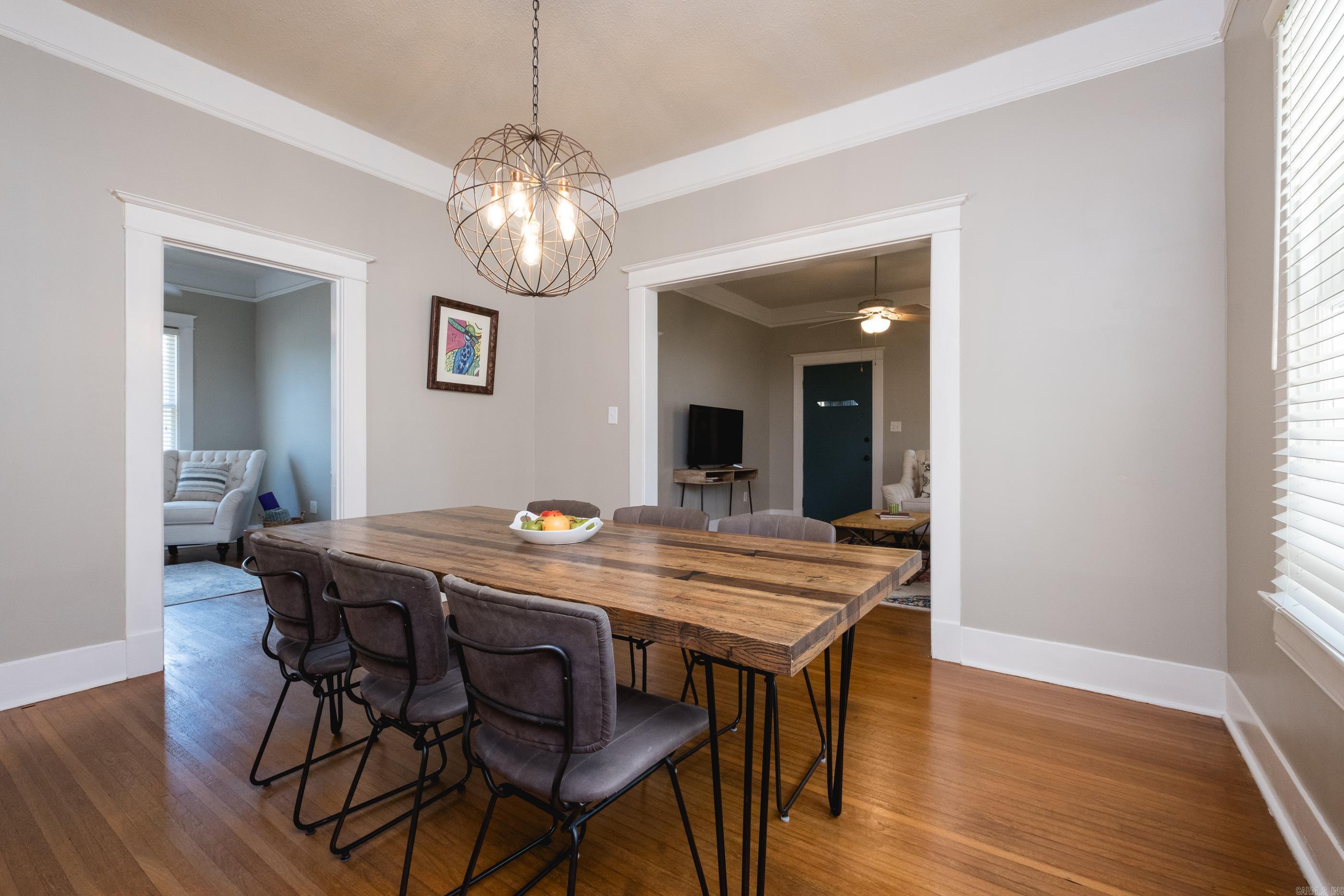 ELMHURST - Residential