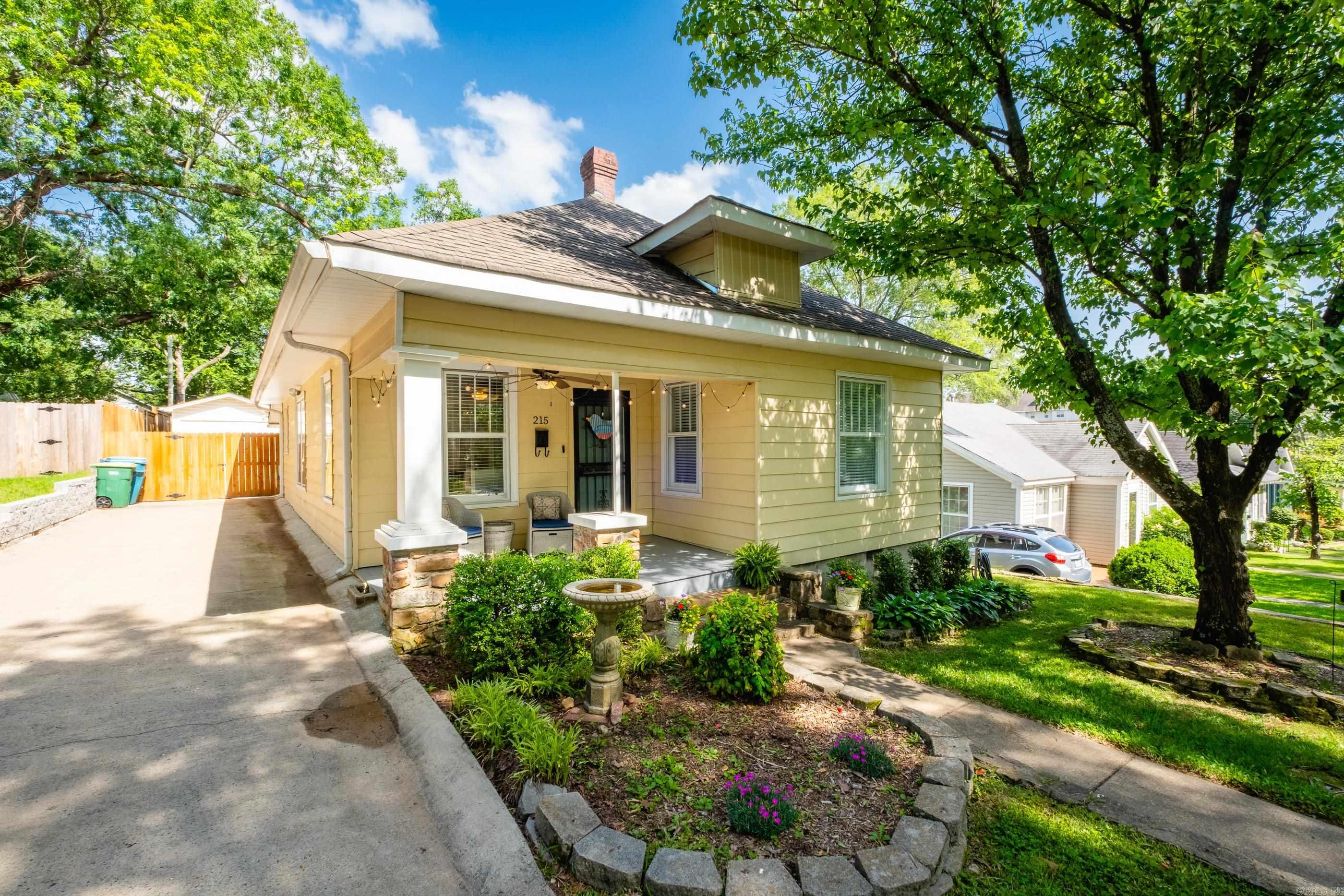 ELMHURST - Residential