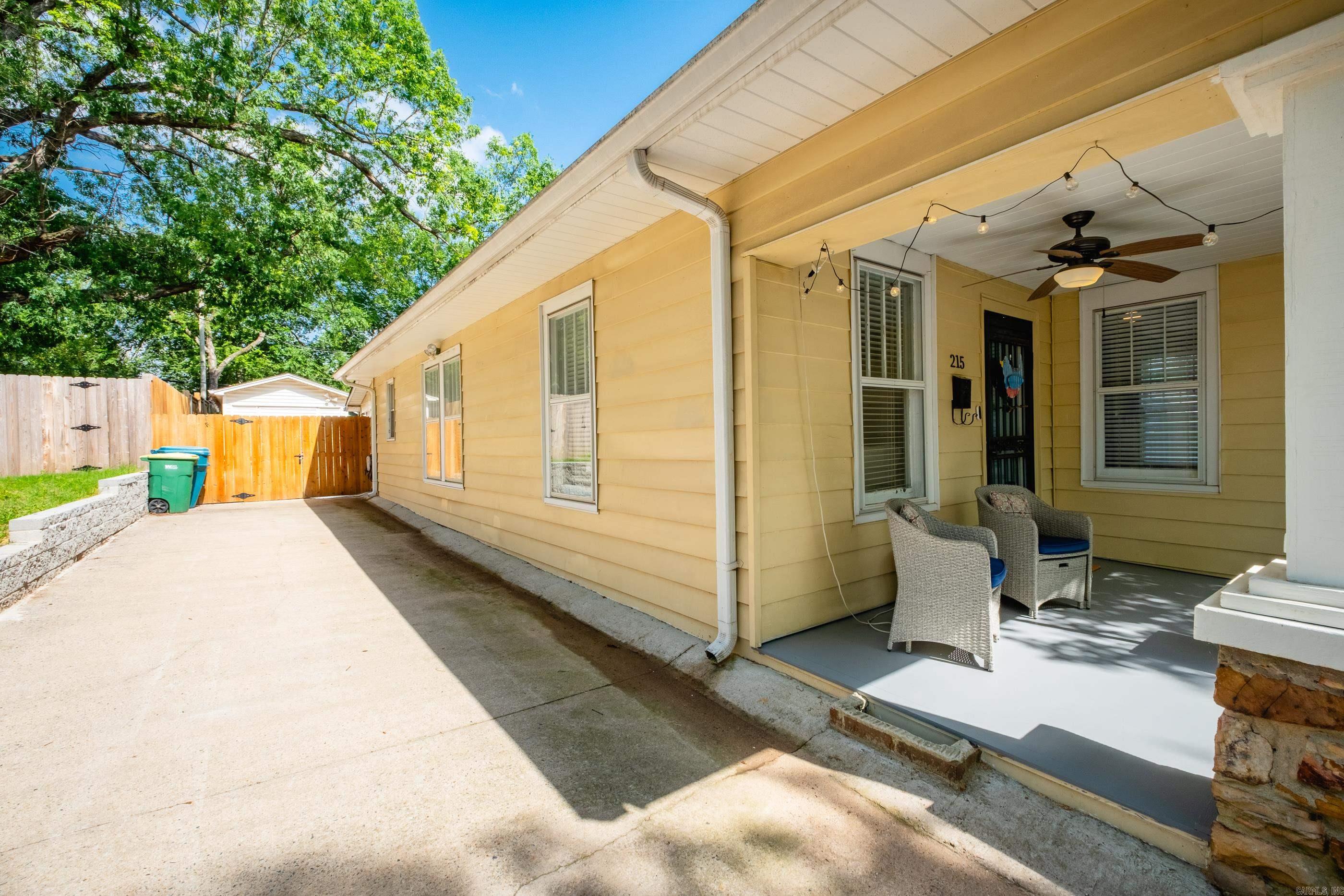 ELMHURST - Residential