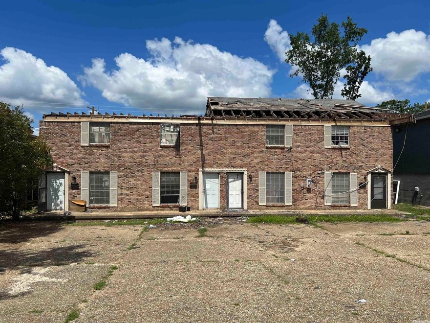 Brick 4 plex, all units 2br 1.5ba townhomes. Approx 1100sq ft each unit. Same floor plan each unit.  Damaged by March 2023 tornado. Selling as-is where-is, buyer responsible for all repairs, trash out, etc. No disclosure, buyer also responsible for getting utilities connected.  All items present appliances convey.  Great potential, nearly the entire street is being revamped.  Bring us an offer