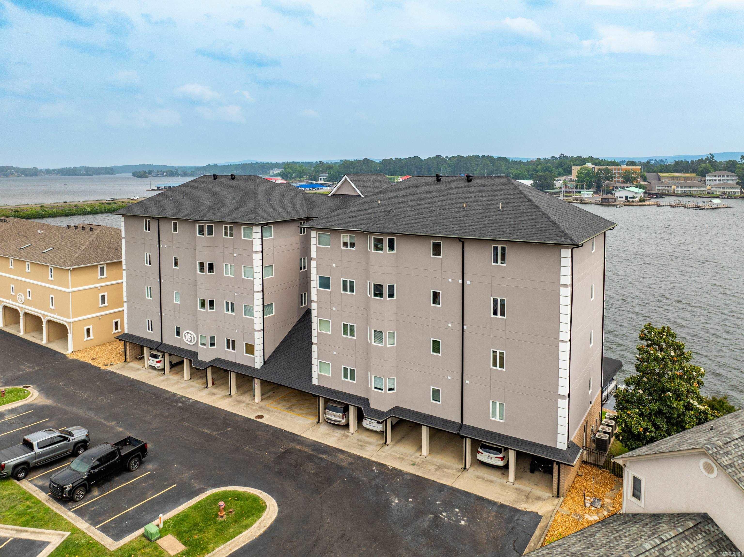 Pointe Condominiums HPR - Residential