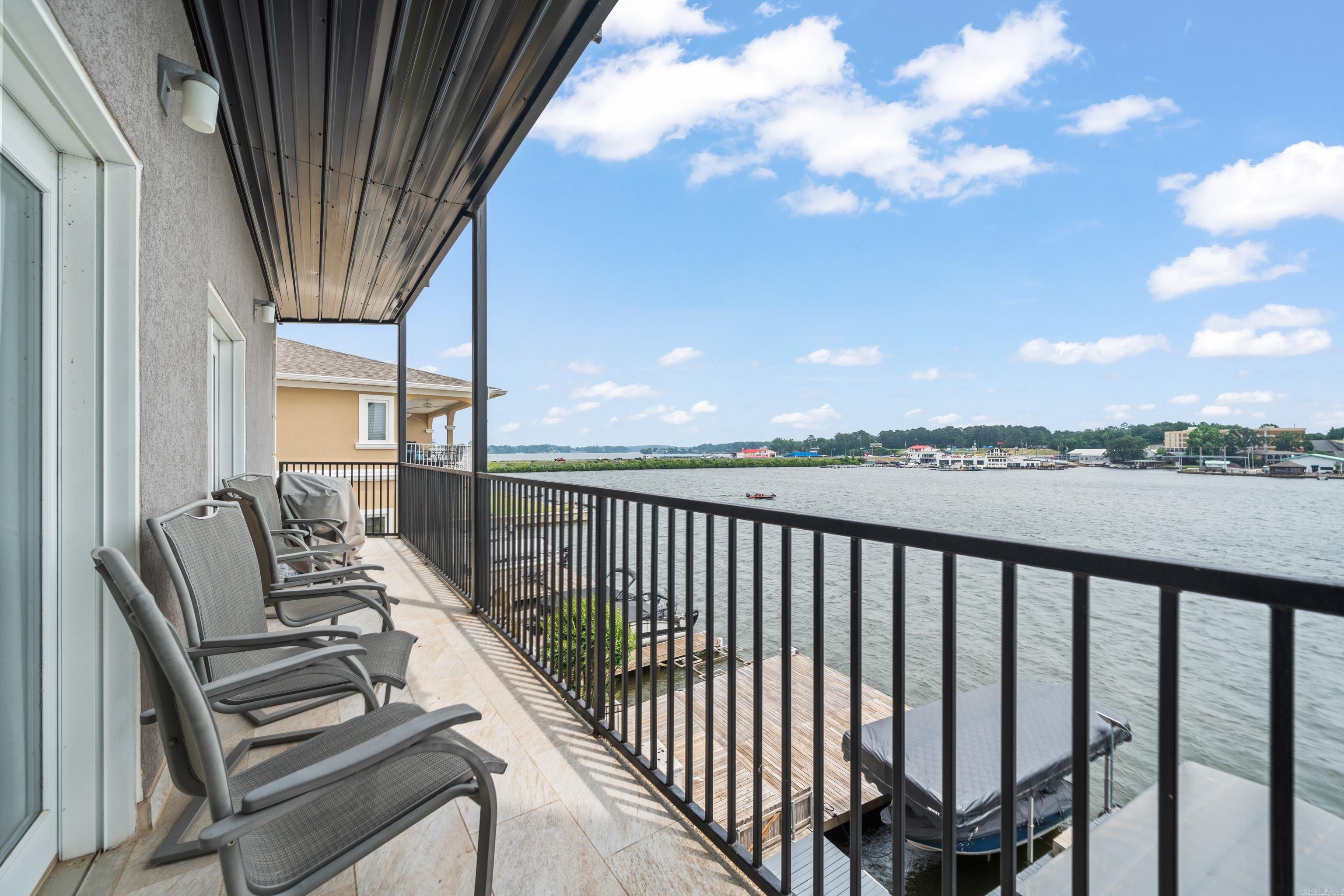 Pointe Condominiums HPR - Residential
