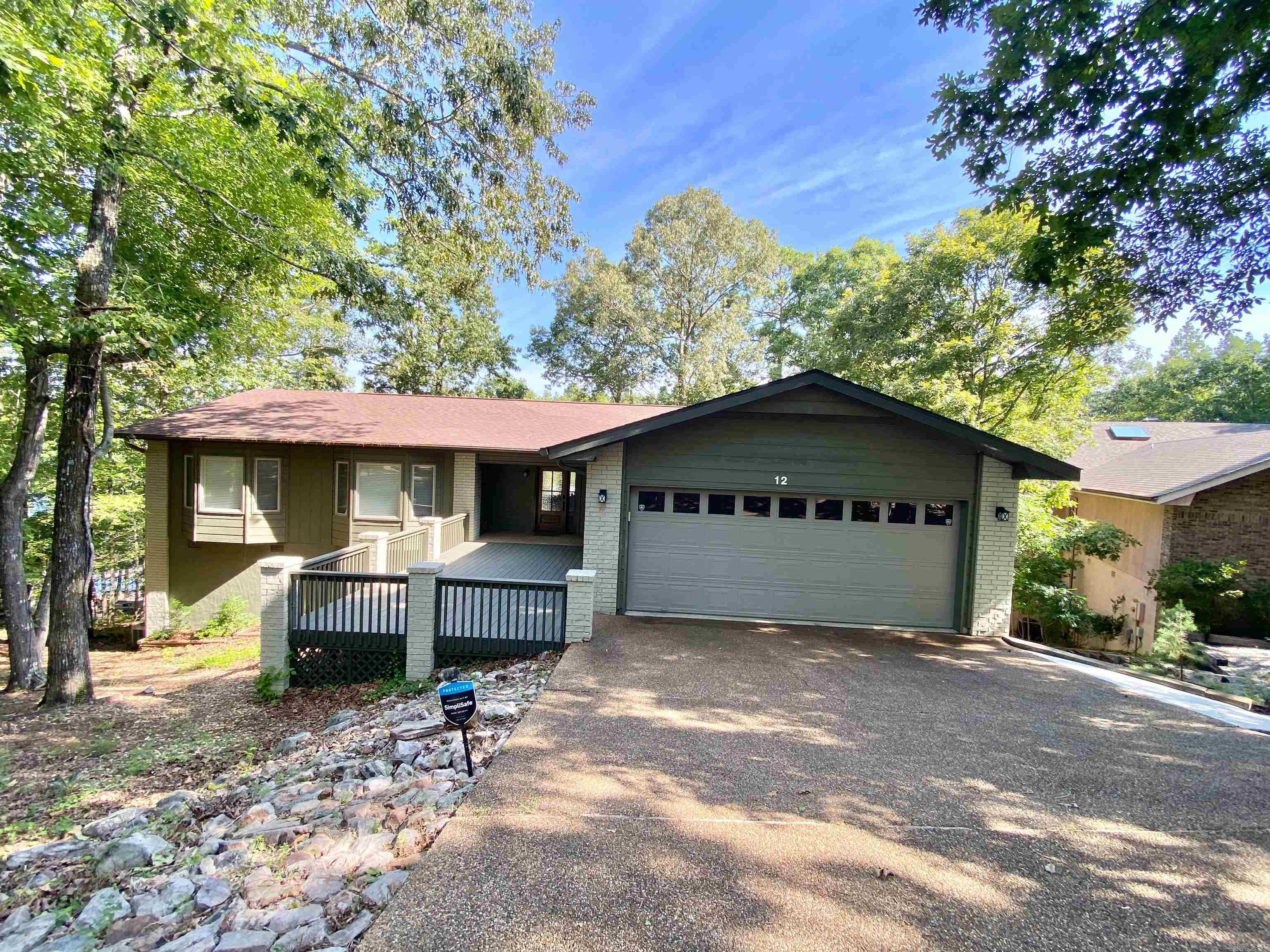 DELAVEGA - Residential