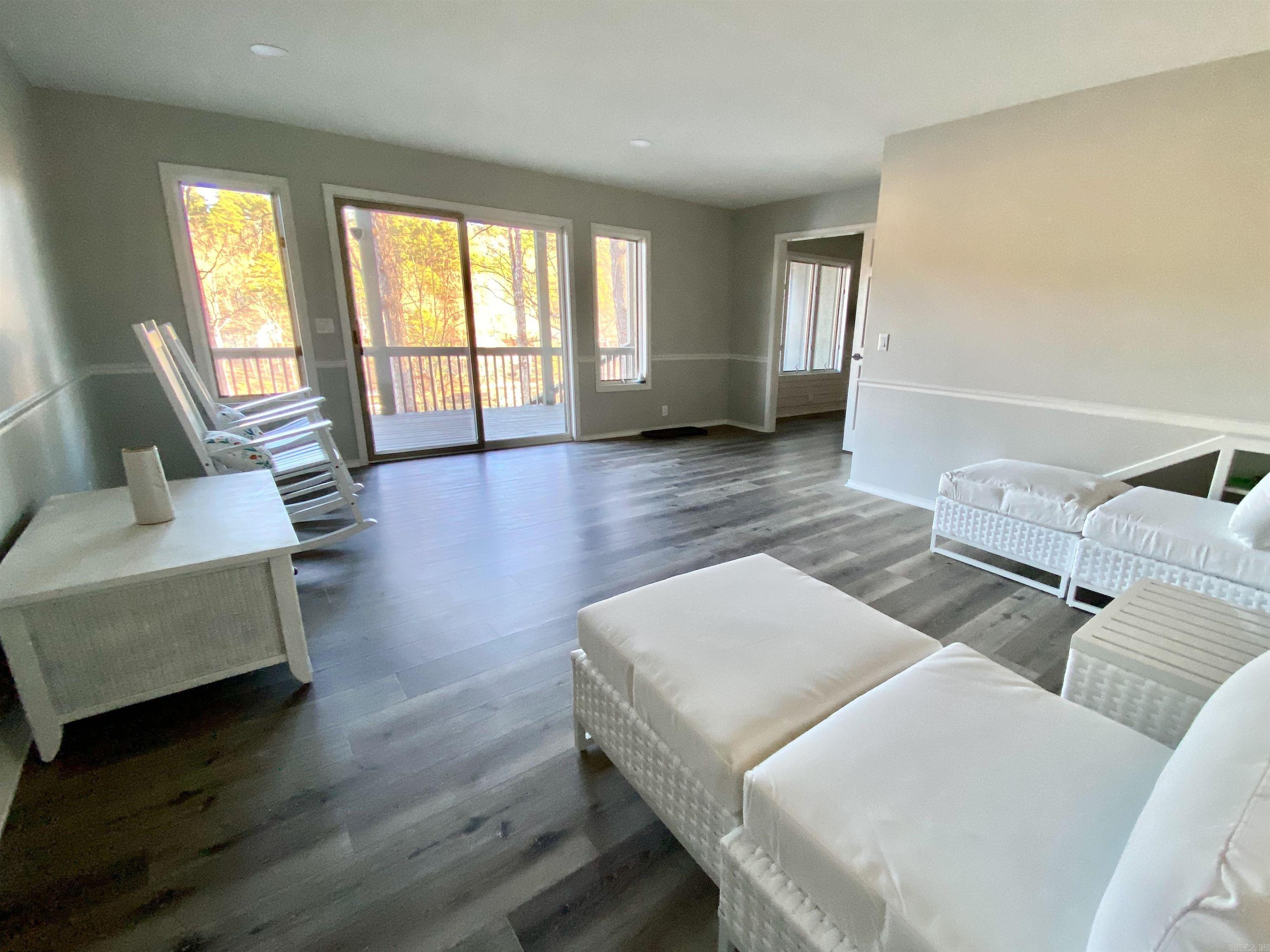 DELAVEGA - Residential