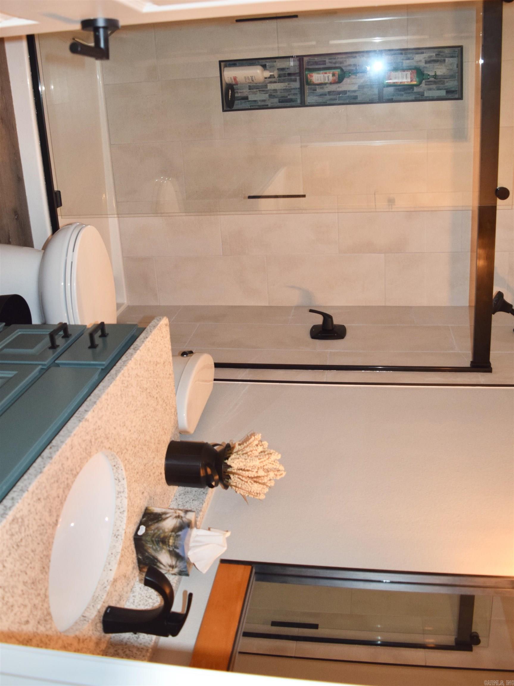 DELAVEGA - Residential