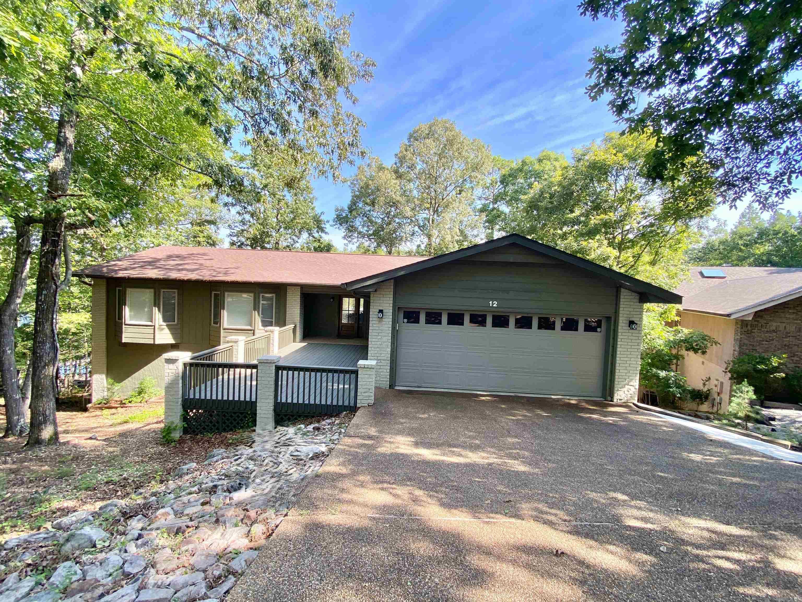 DELAVEGA - Residential