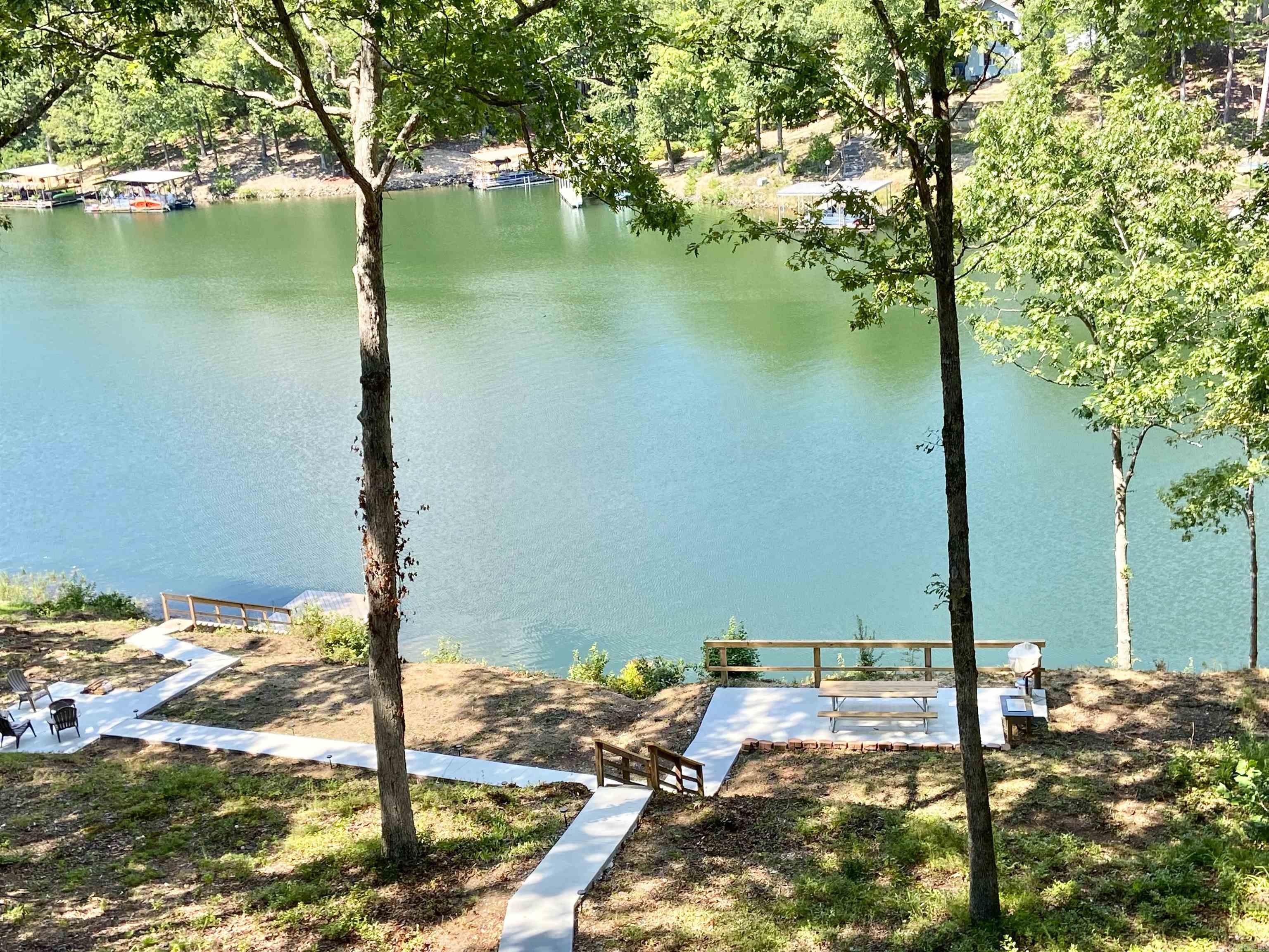 DELAVEGA - Residential