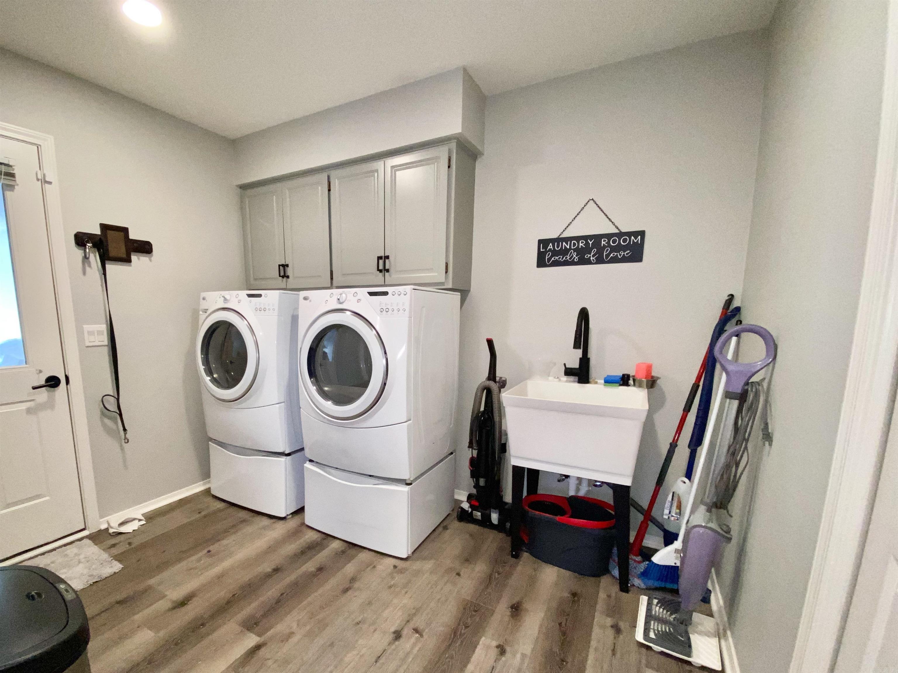 DELAVEGA - Residential