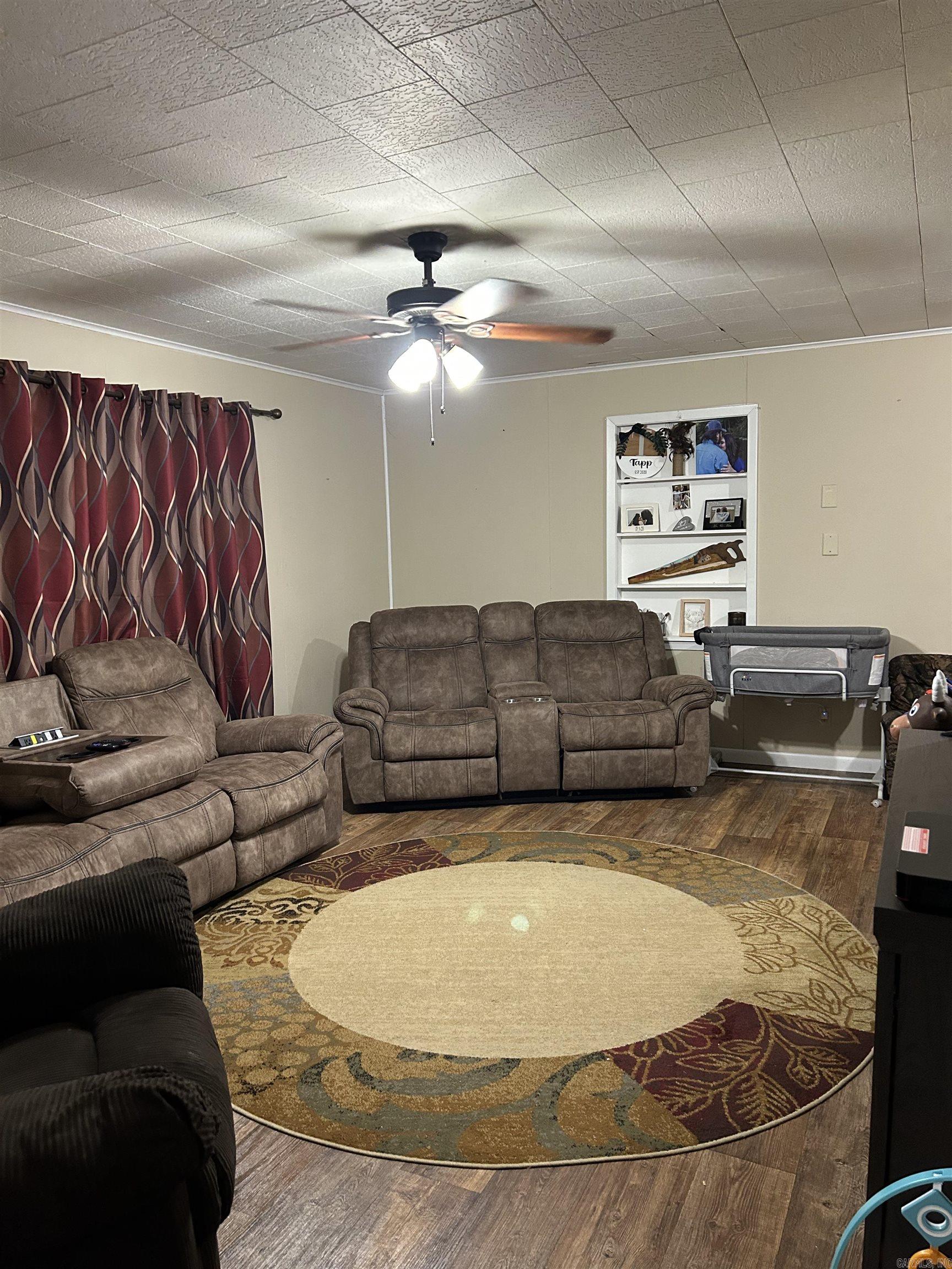 DOGWOOD ACRES SUB - Residential