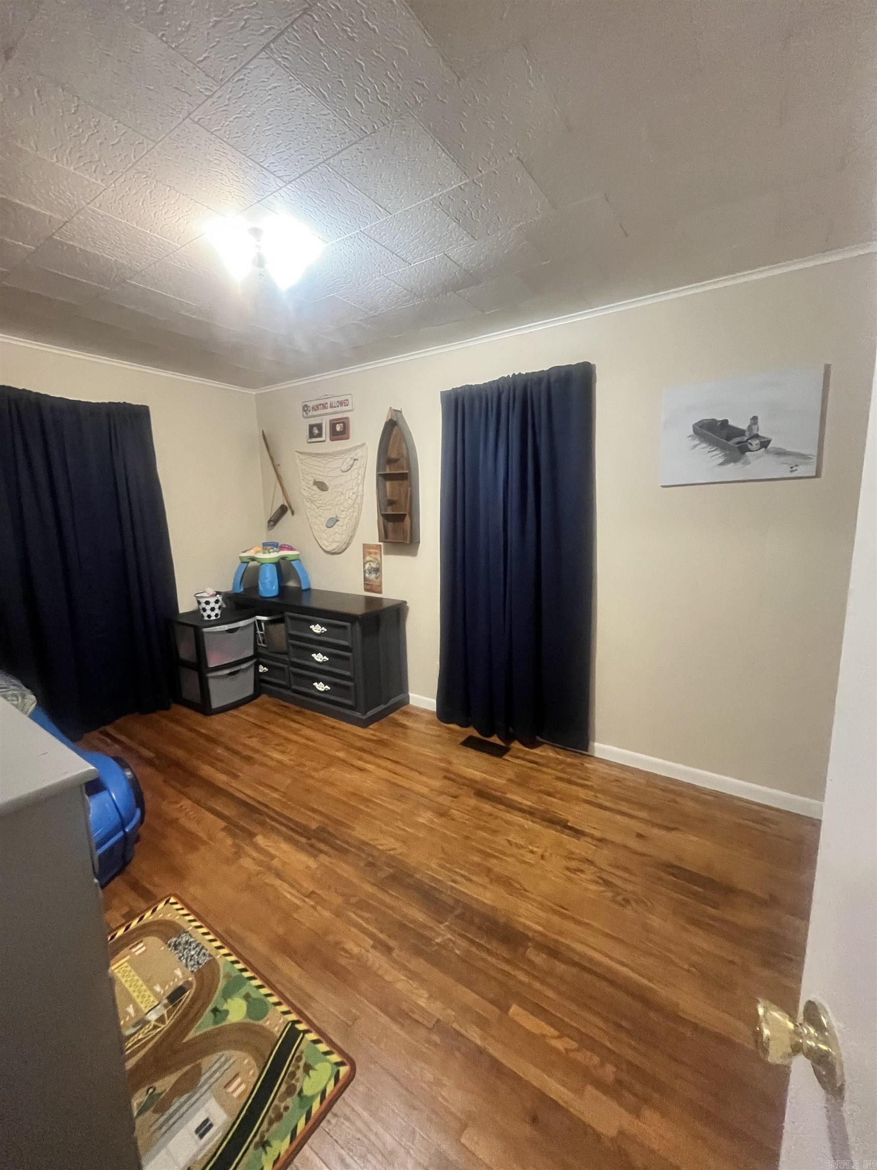 DOGWOOD ACRES SUB - Residential