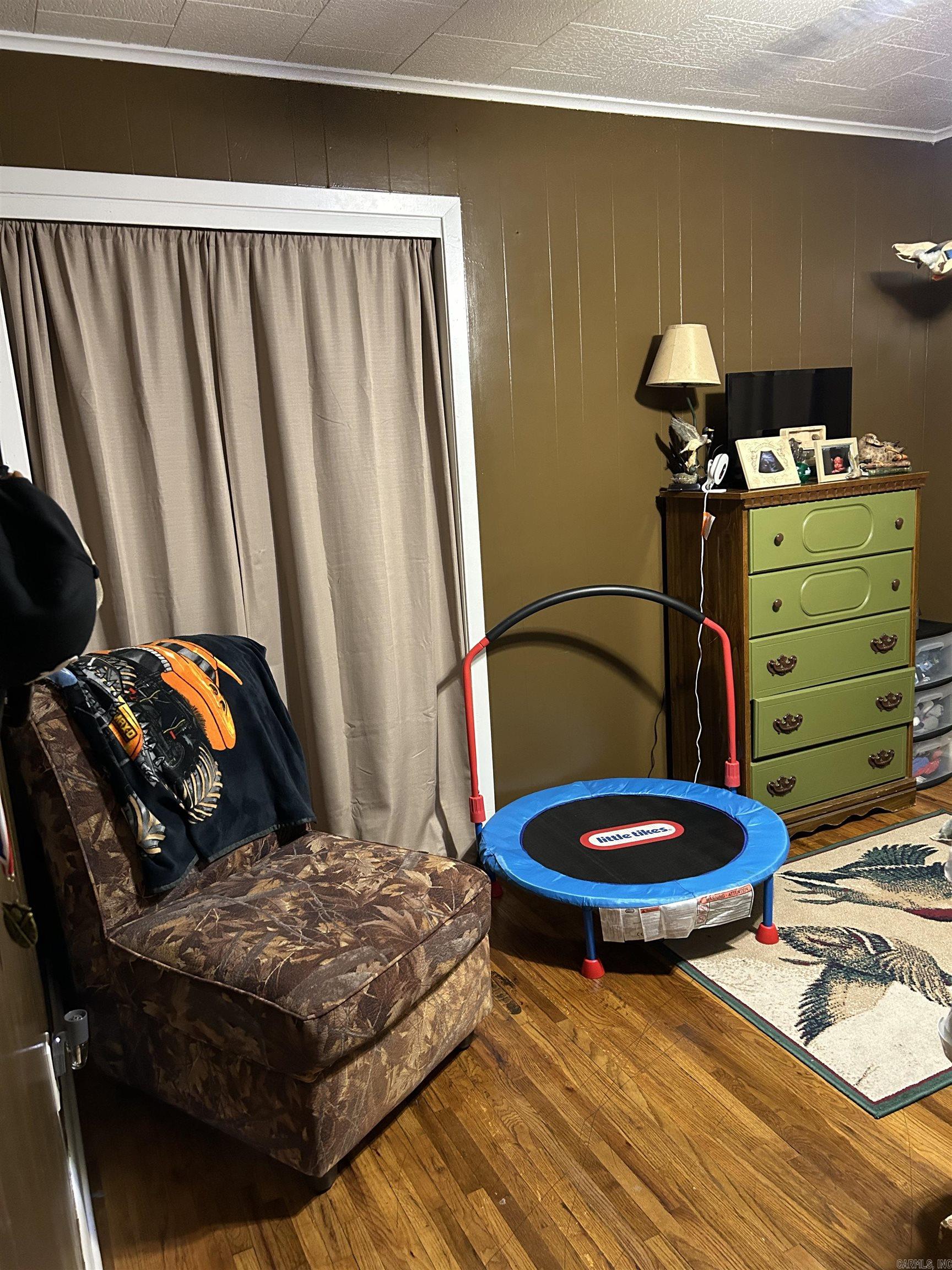 DOGWOOD ACRES SUB - Residential