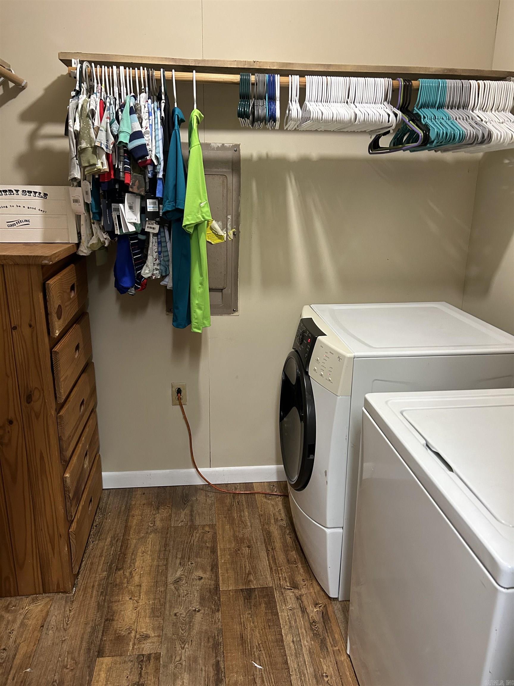 DOGWOOD ACRES SUB - Residential