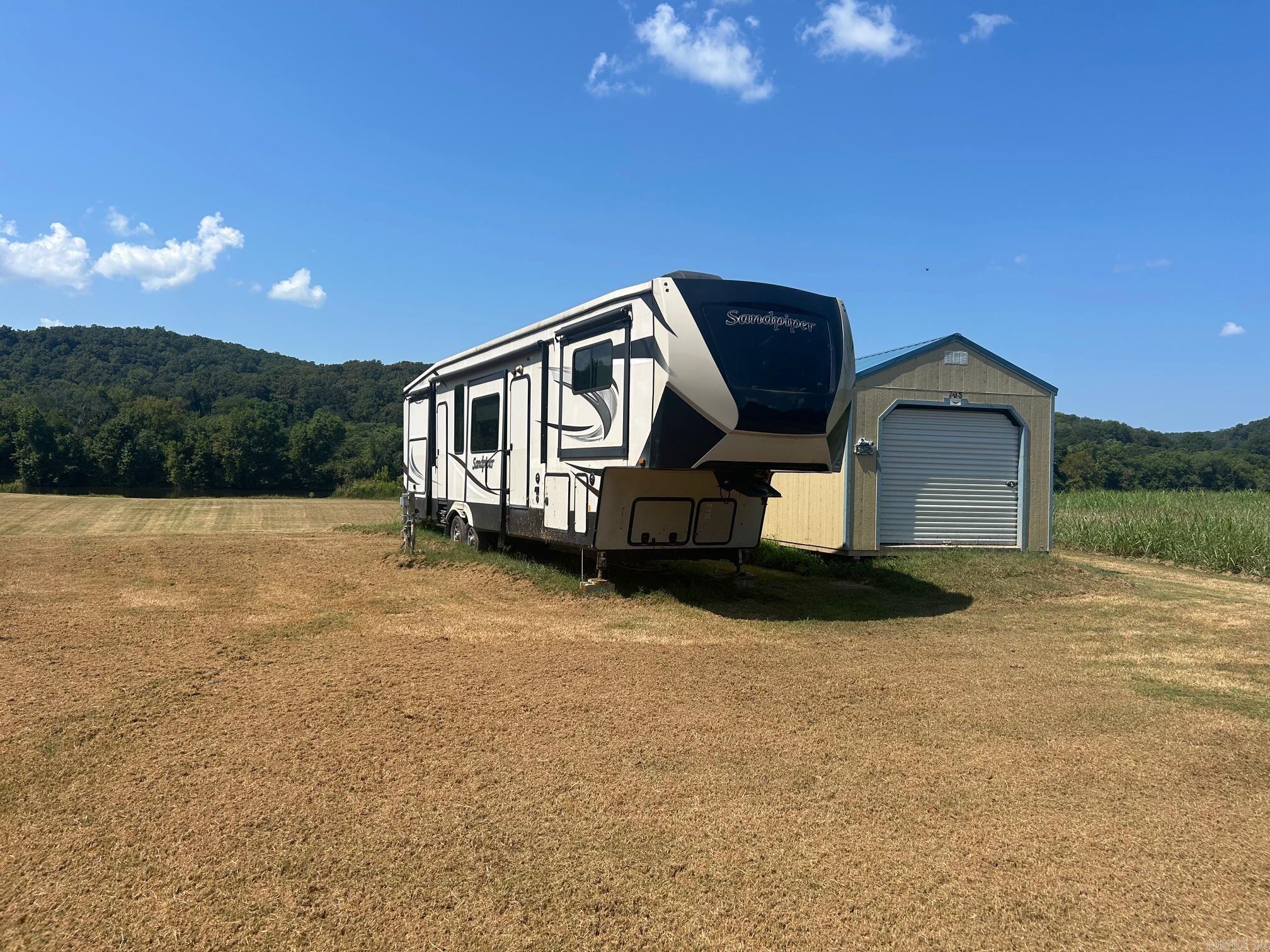 White River Run - Land