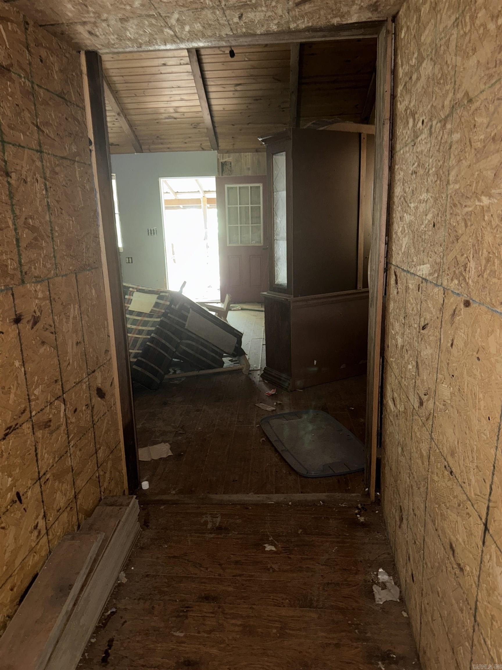 Metes & Bounds - Residential