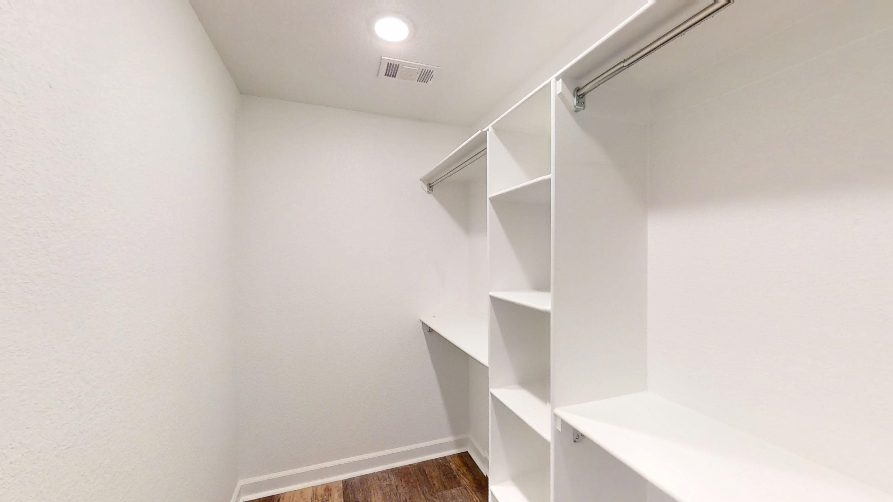 BROOKVALE - Residential