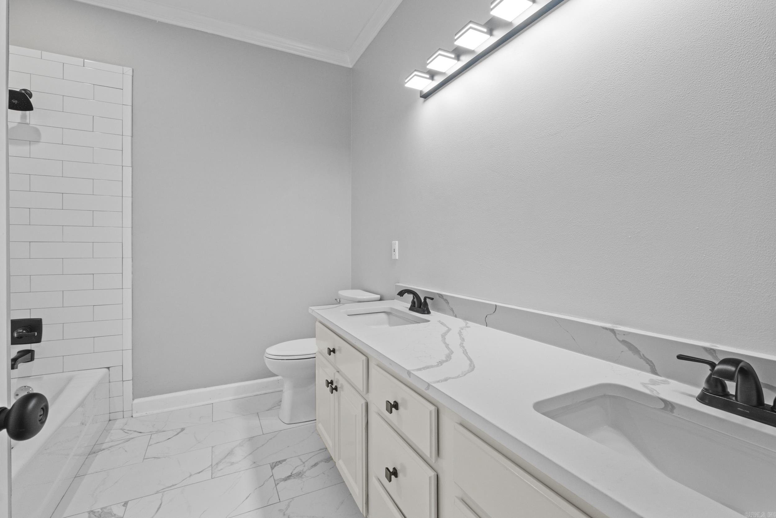 CHENAL VALLEY ABERDEEN - Residential