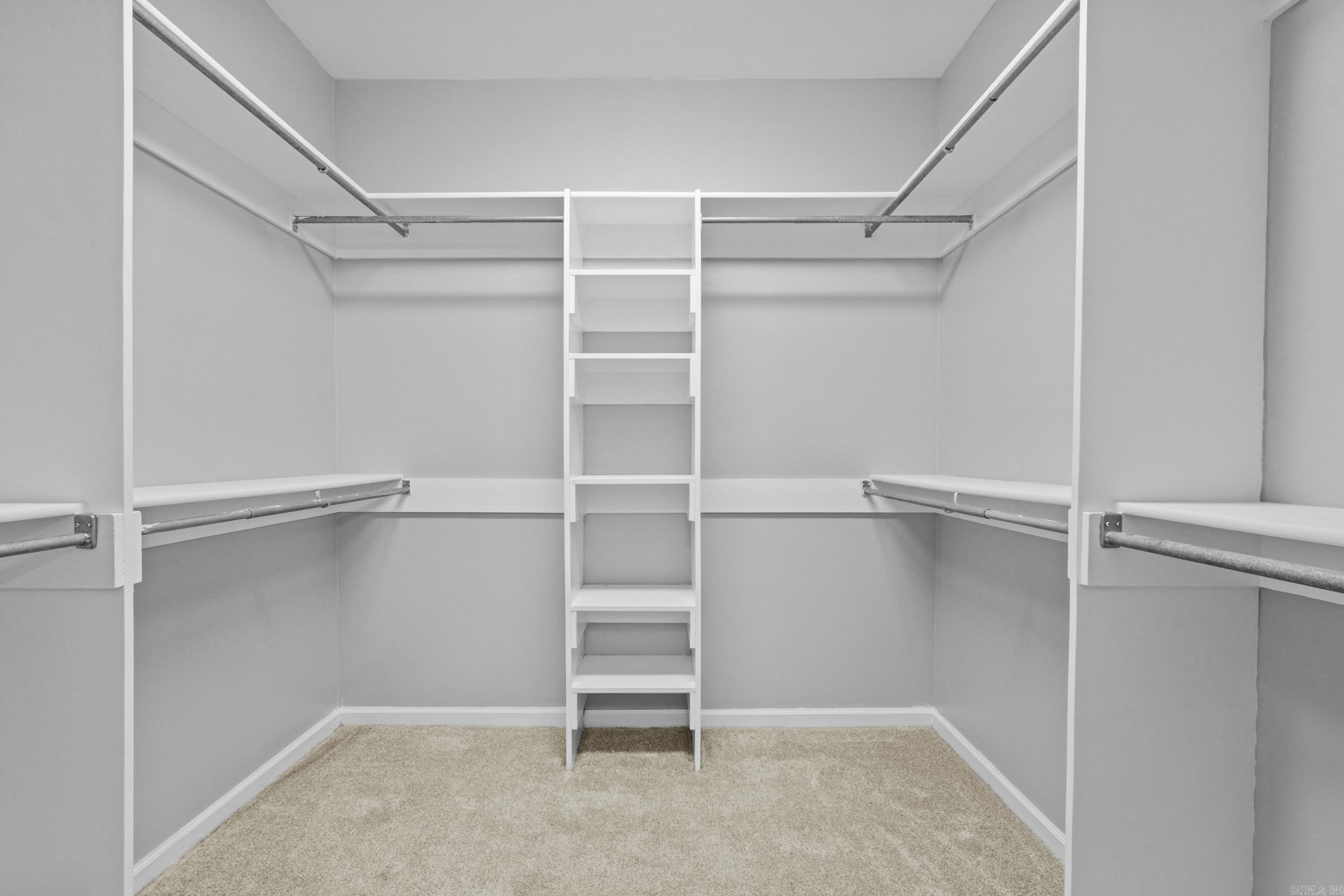 CHENAL VALLEY ABERDEEN - Residential