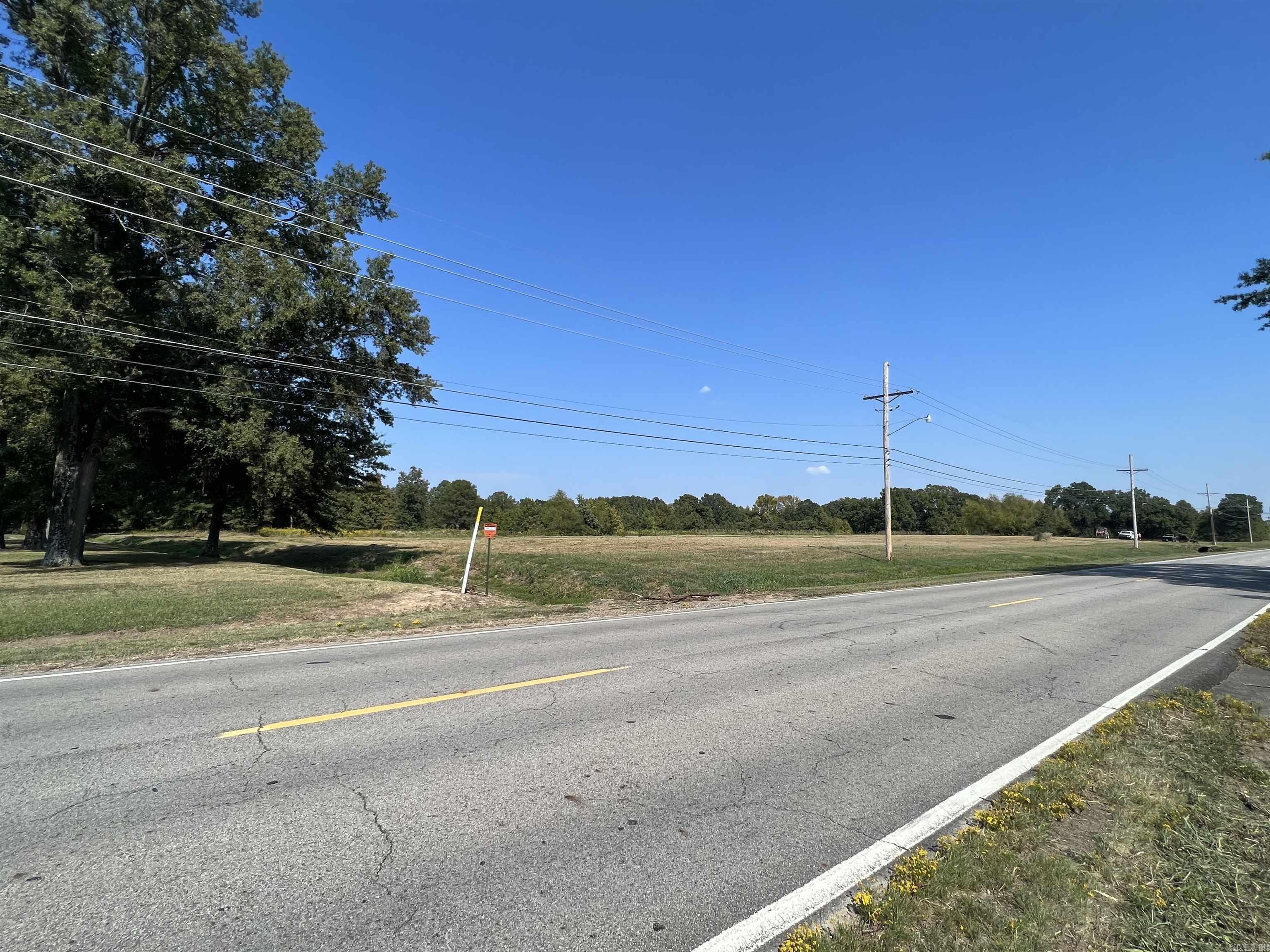 Searcy Outlots - Land