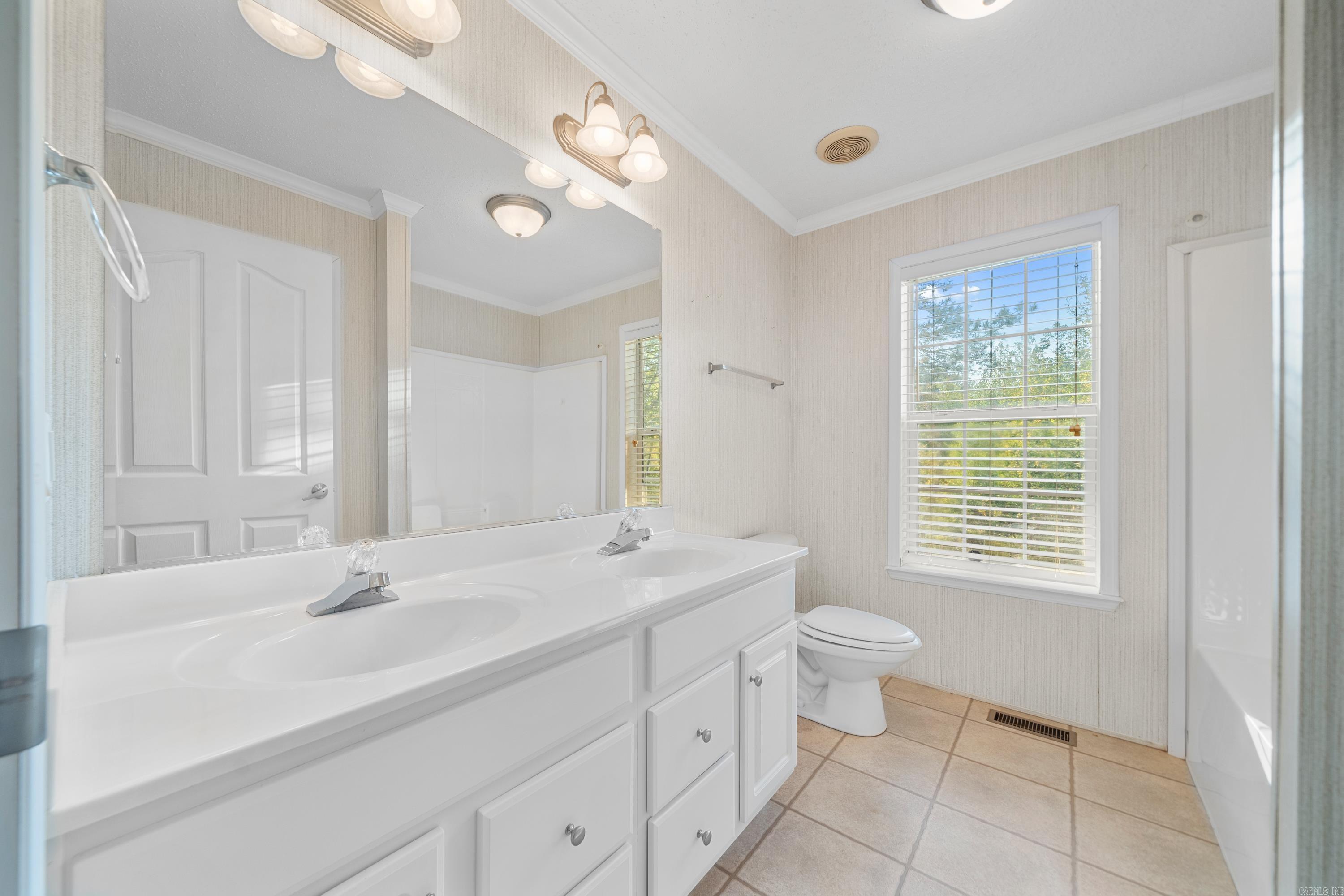 MOUNT IDA CITY ACREAGE - Residential