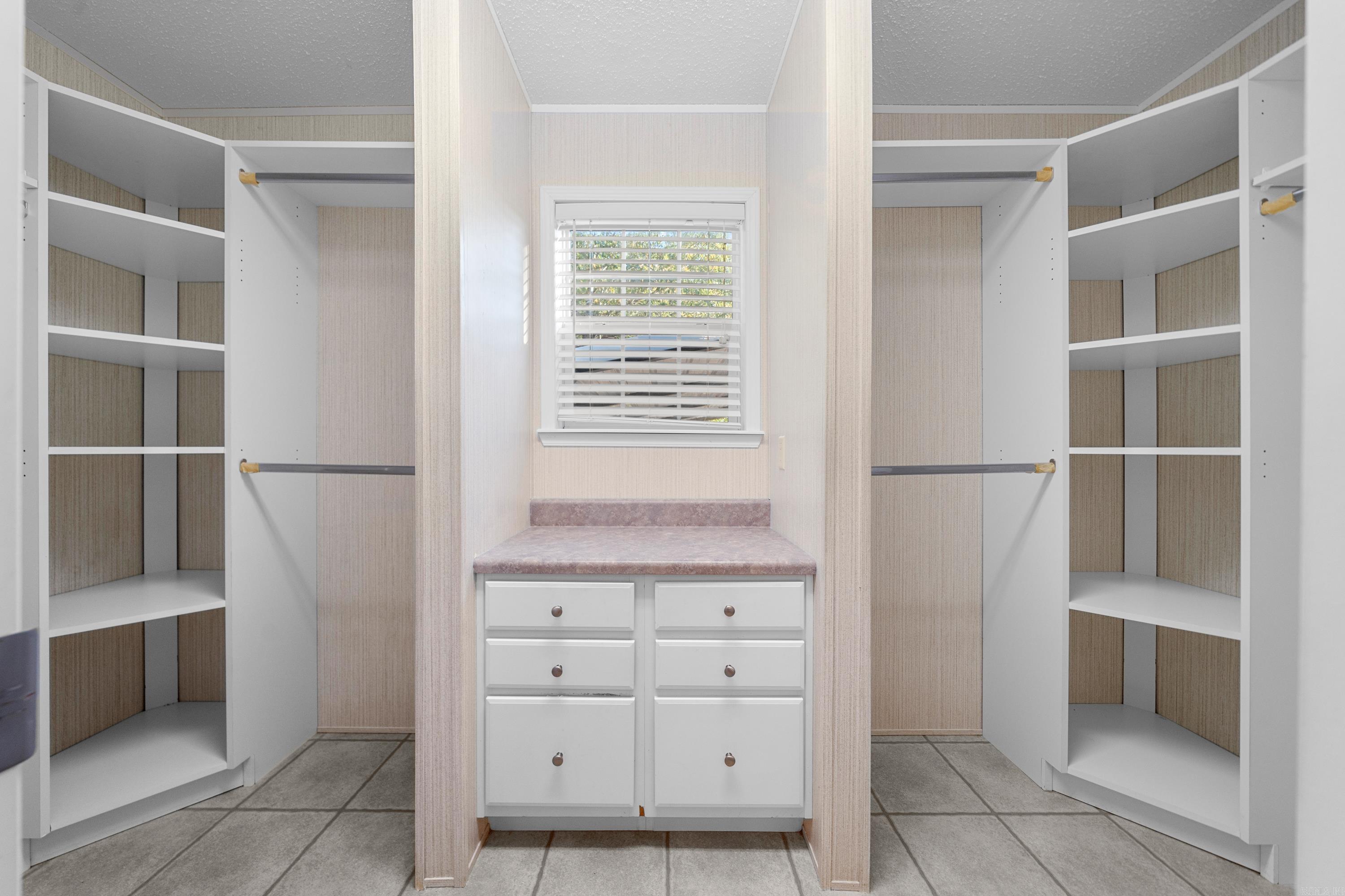 MOUNT IDA CITY ACREAGE - Residential