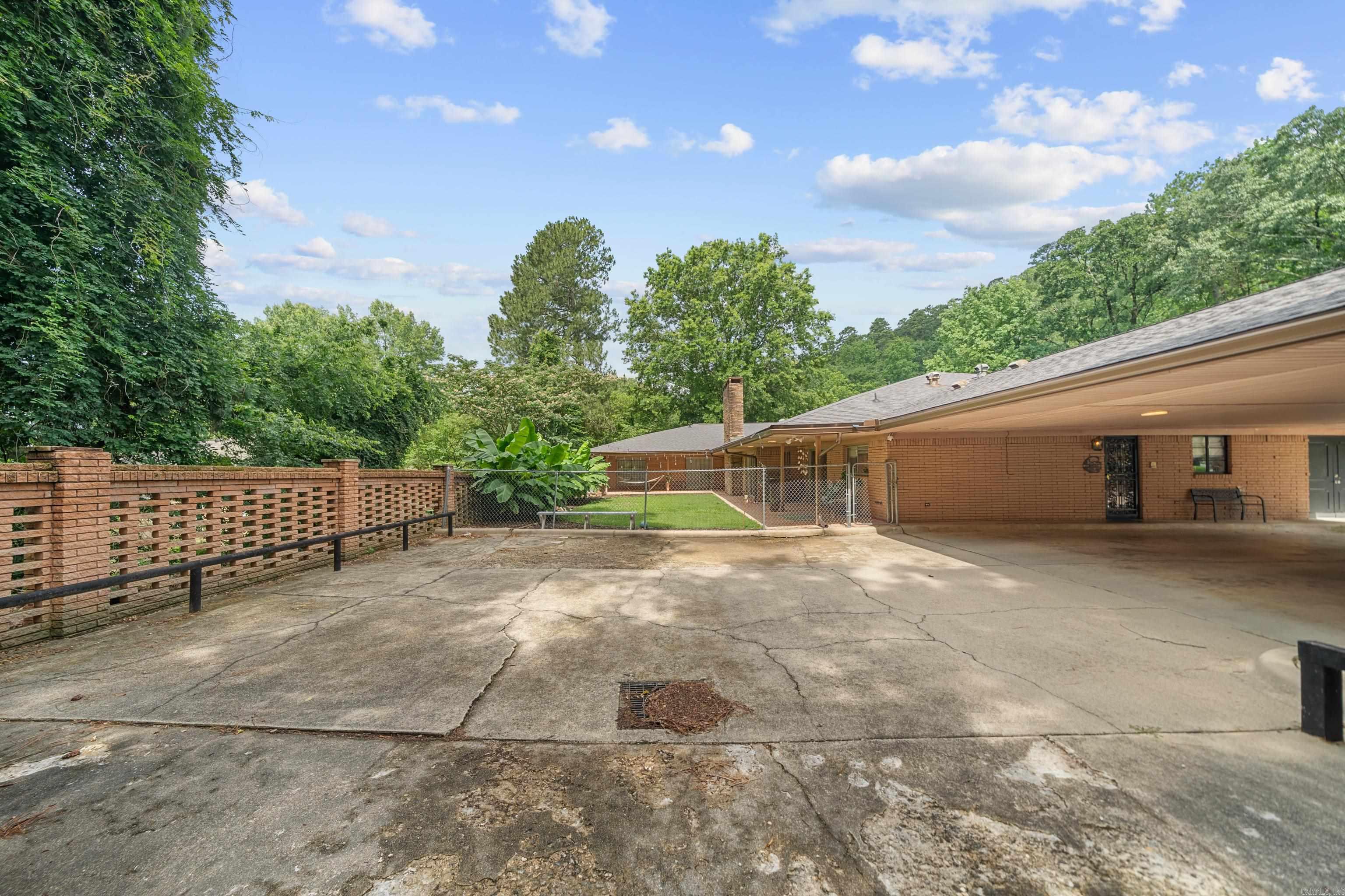 HSR BLK - Residential