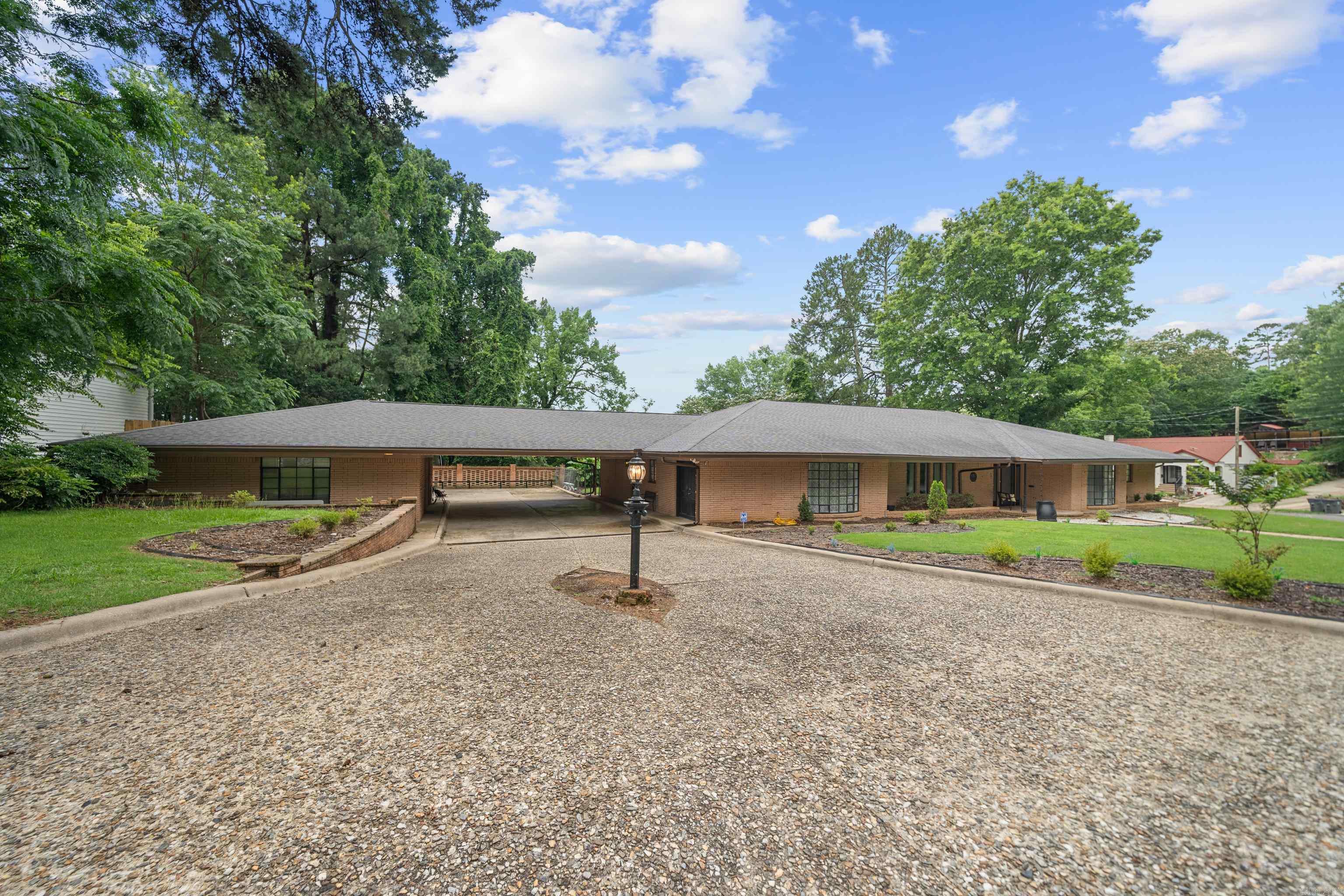 HSR BLK - Residential