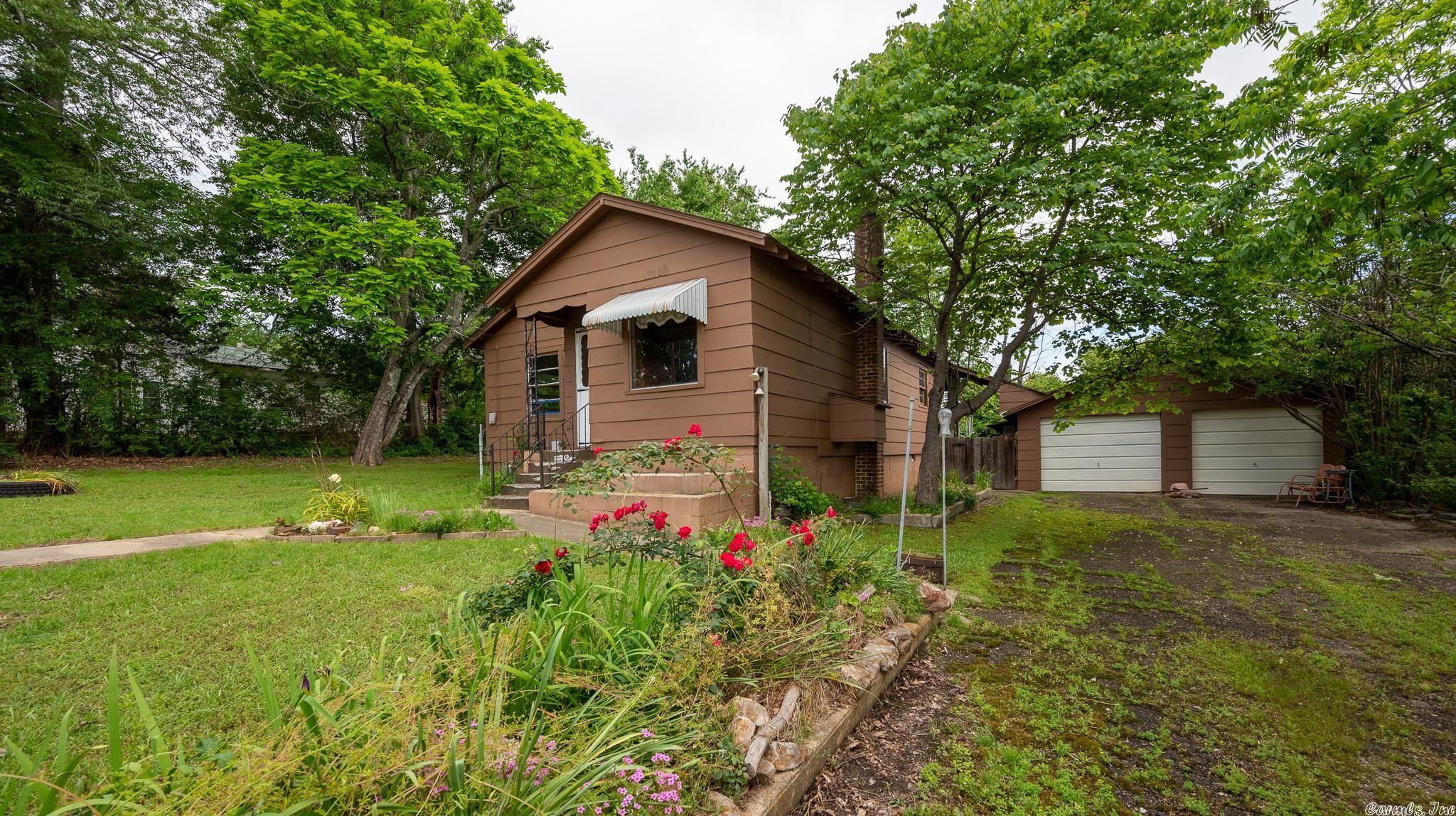 HORNBECK PLACE - Residential