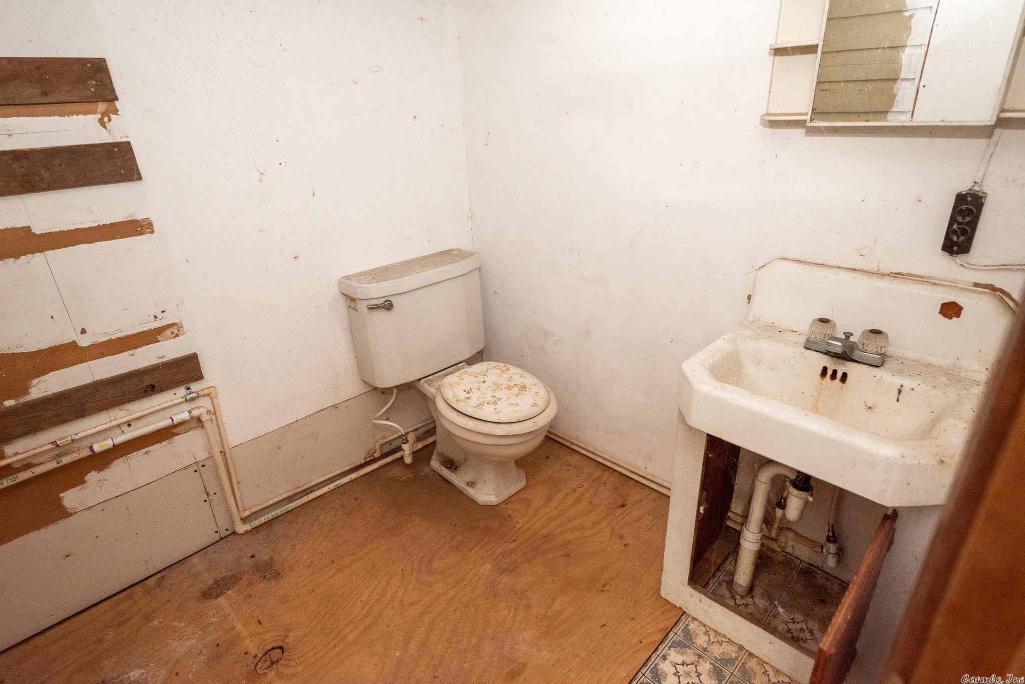 HORNBECK PLACE - Residential