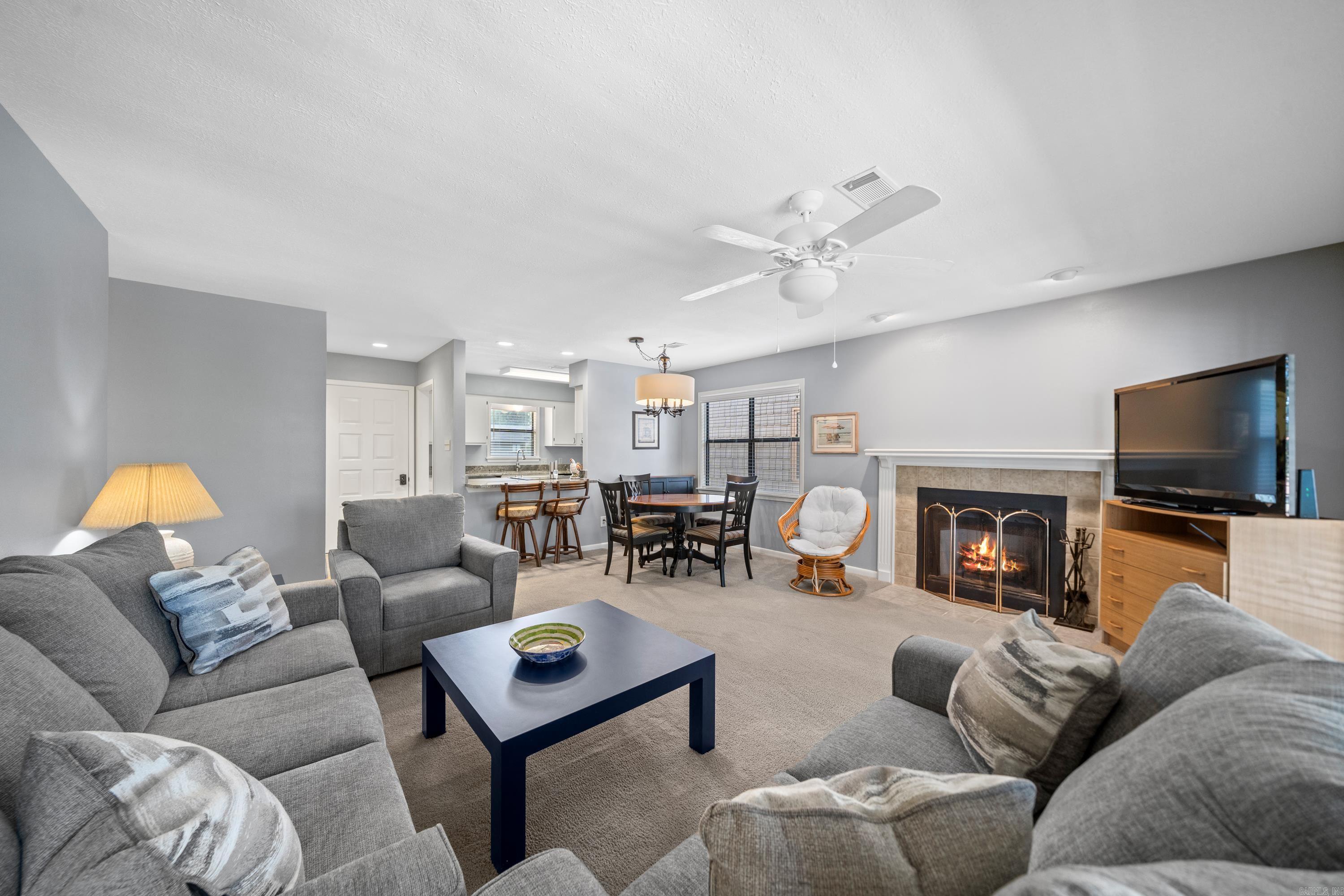 MOORINGS HPR - Residential
