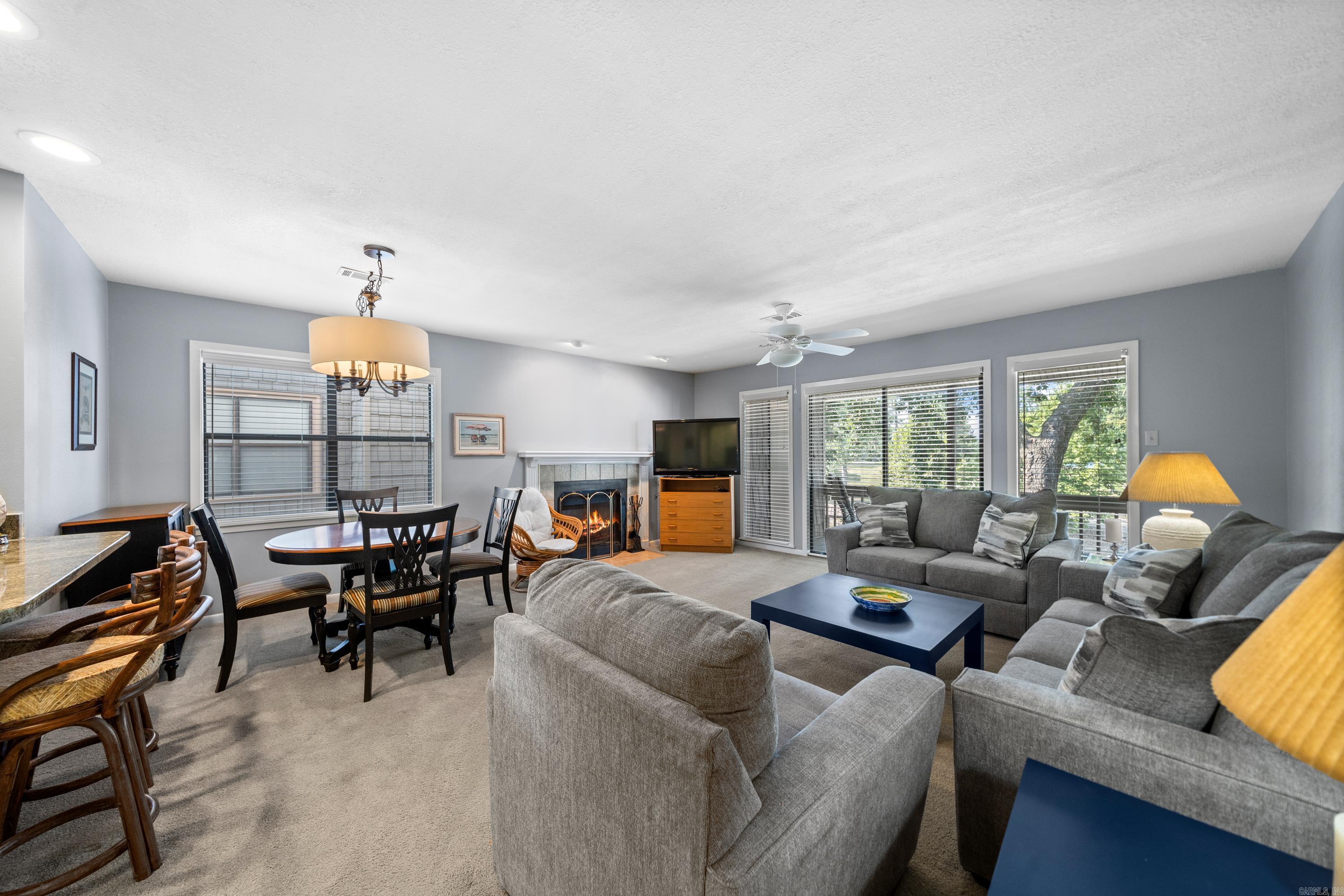 MOORINGS HPR - Residential