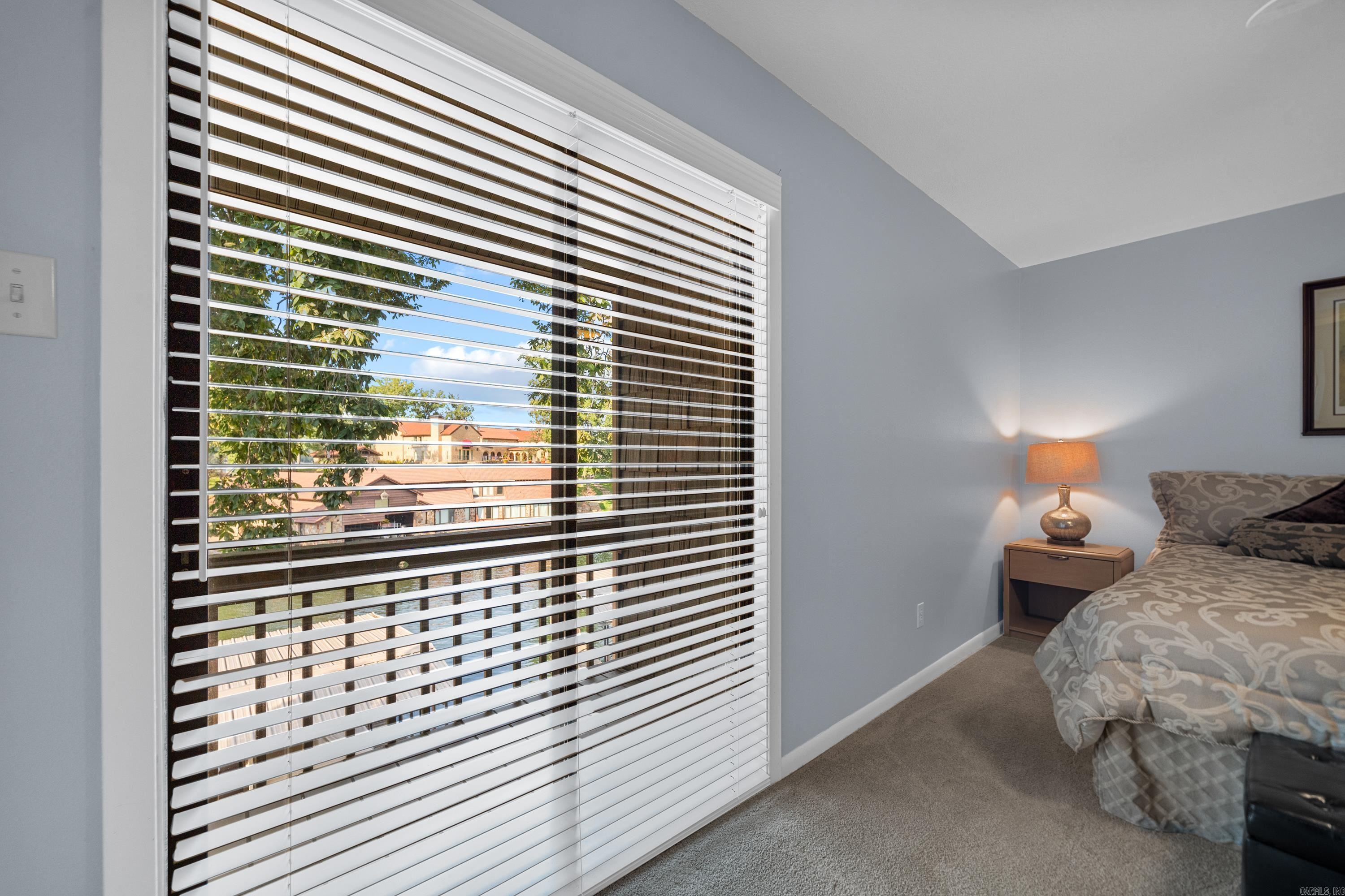 MOORINGS HPR - Residential