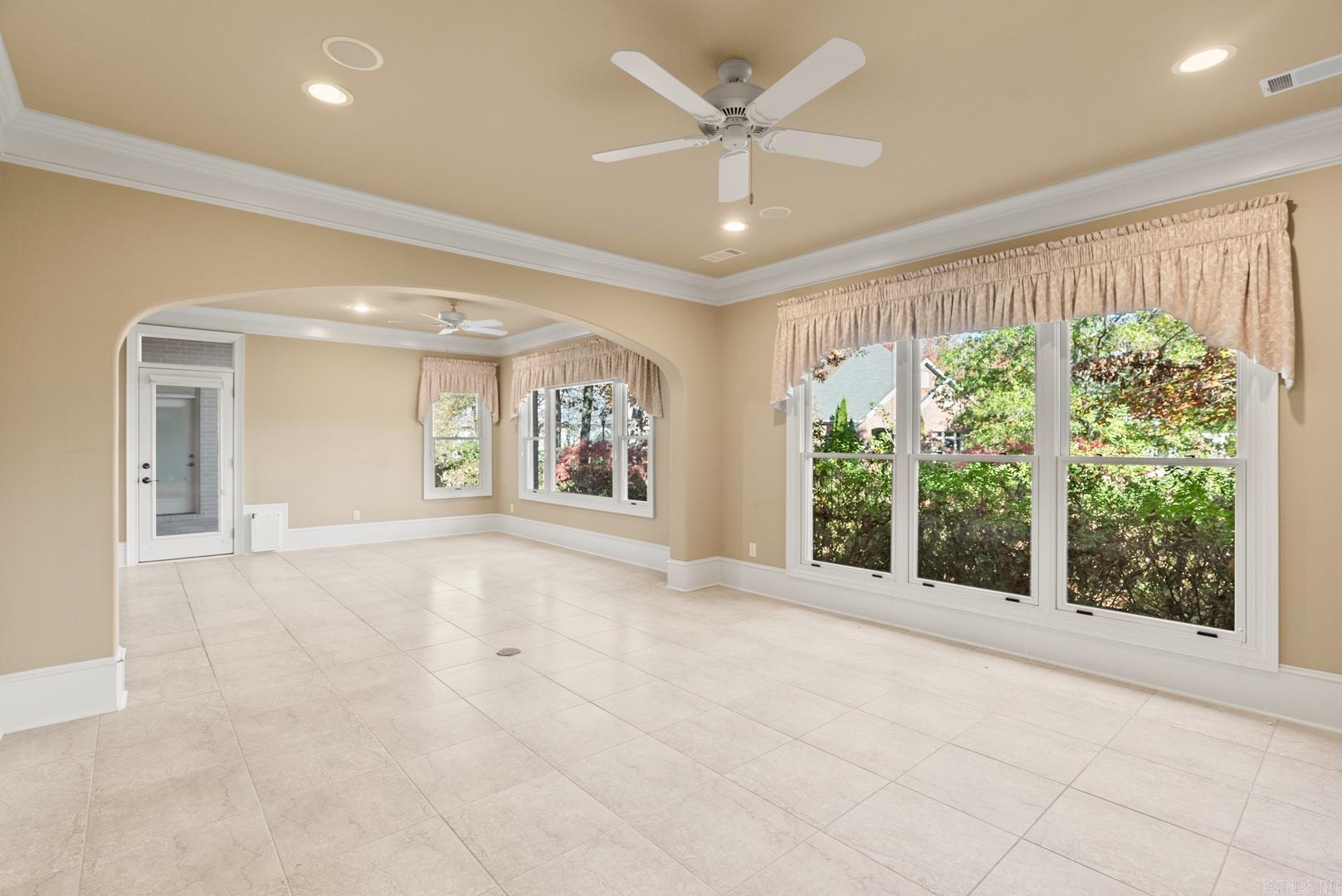 CHENAL VALLEY THE OAKS - Residential