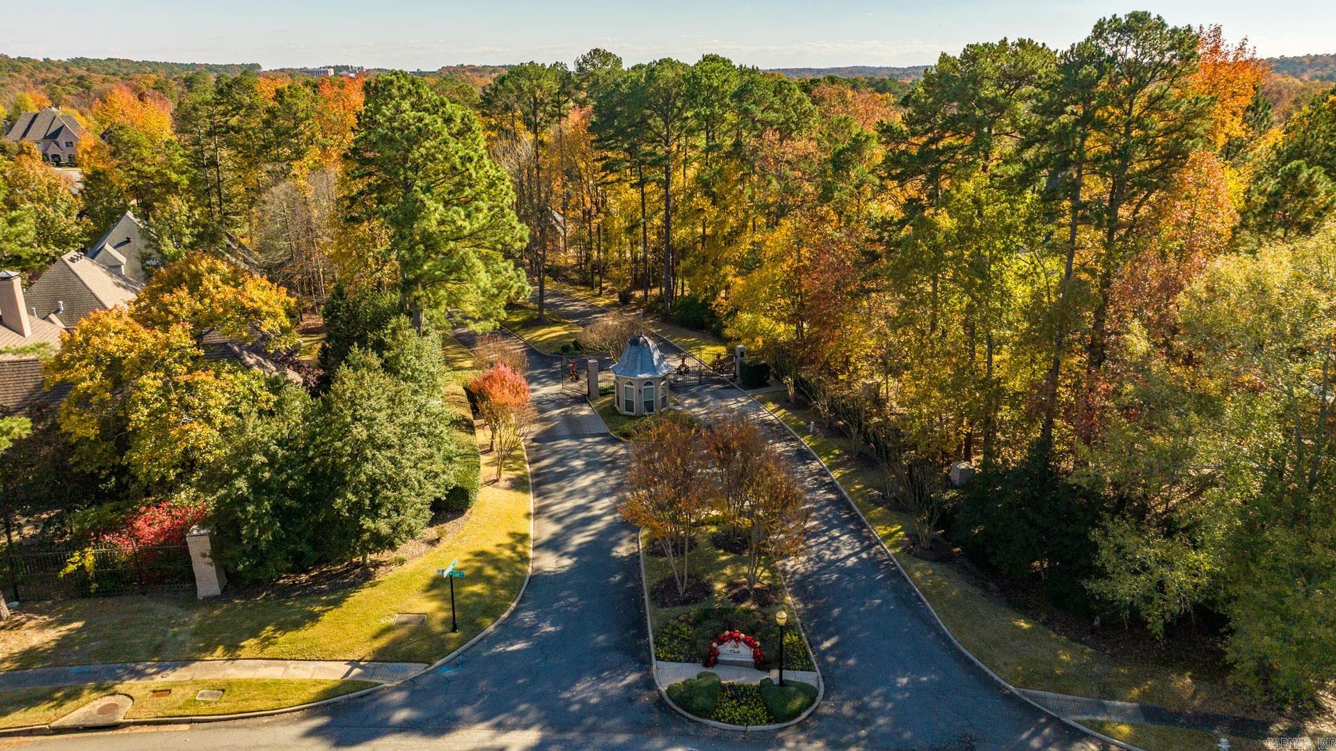 CHENAL VALLEY THE OAKS - Residential