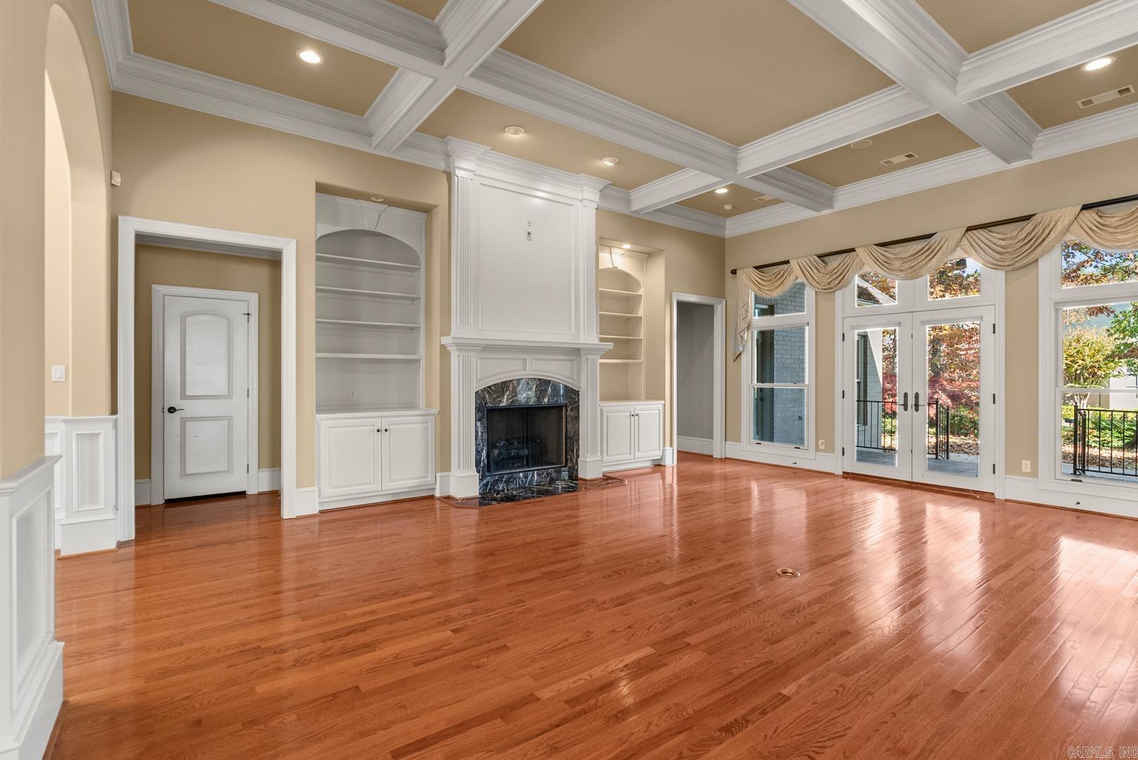 CHENAL VALLEY THE OAKS - Residential