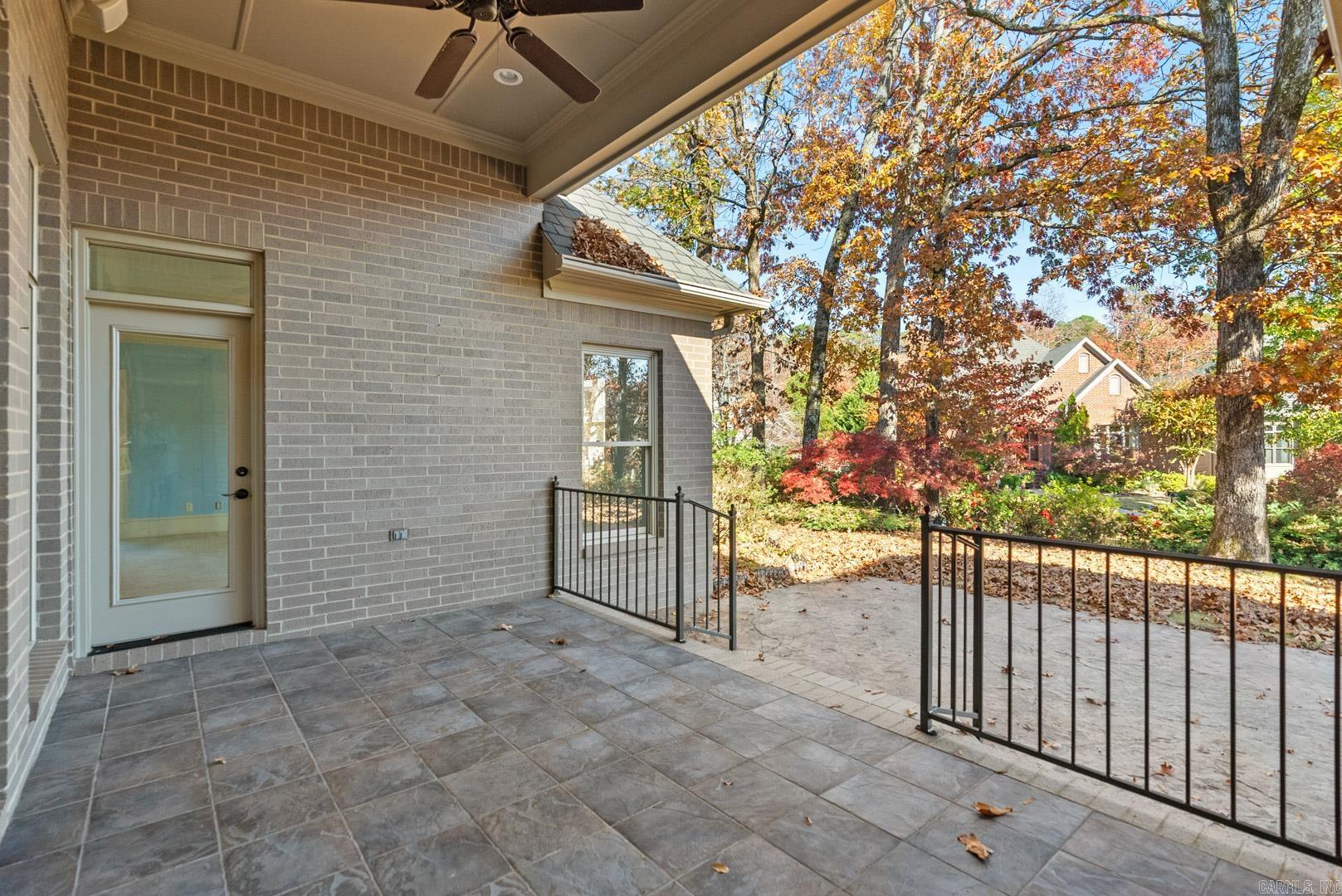 CHENAL VALLEY THE OAKS - Residential